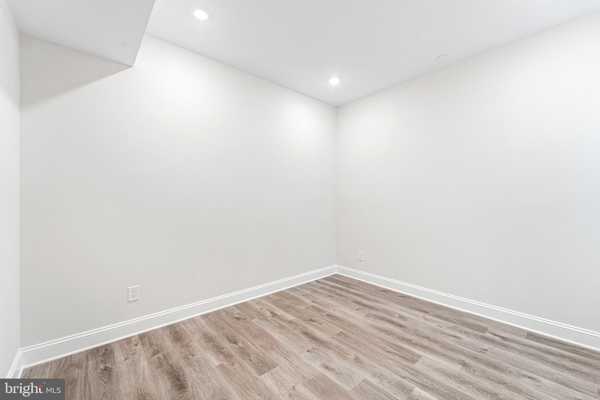 SHARSWOOD - Residential Lease