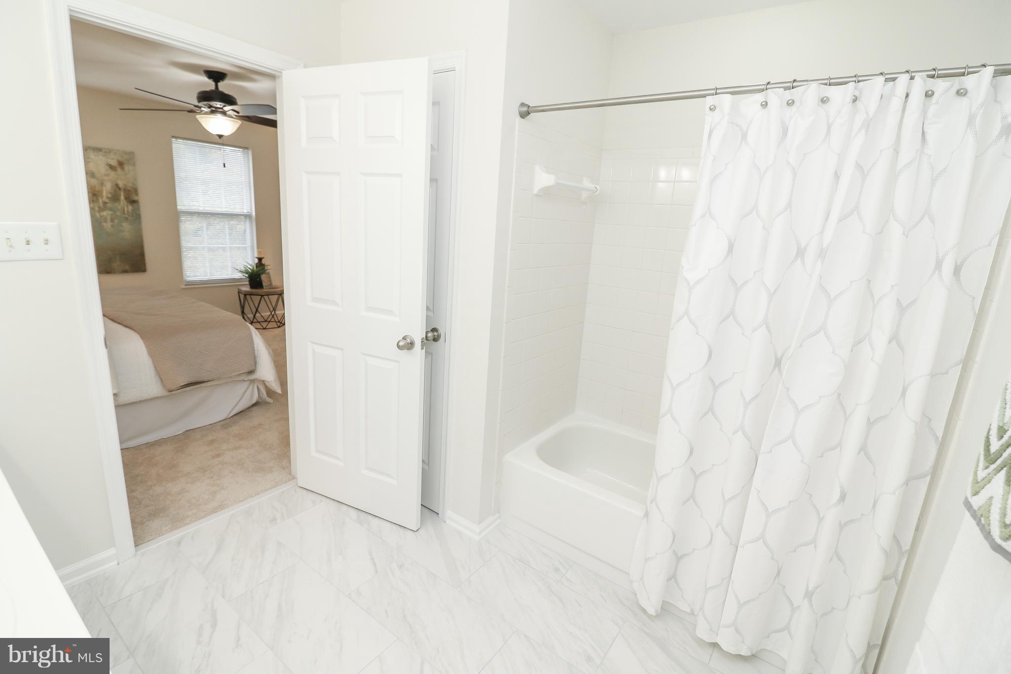 POTOMAC LAKES - Residential