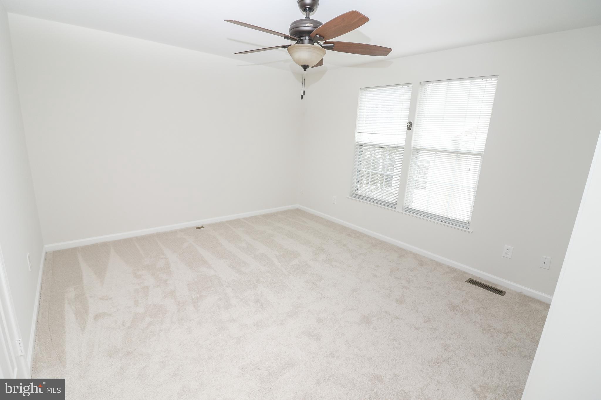 POTOMAC LAKES - Residential