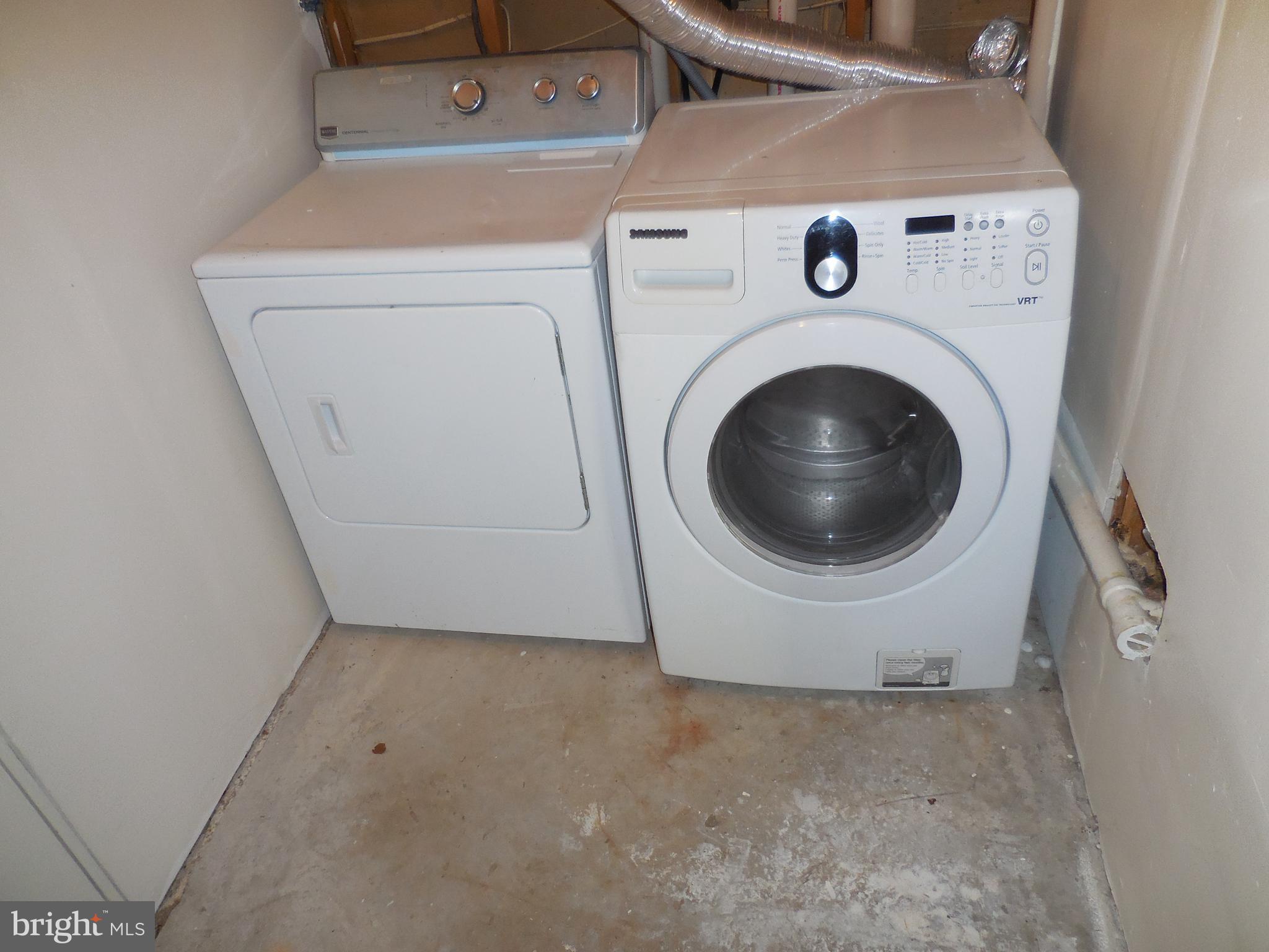 KINGS COURT - Residential