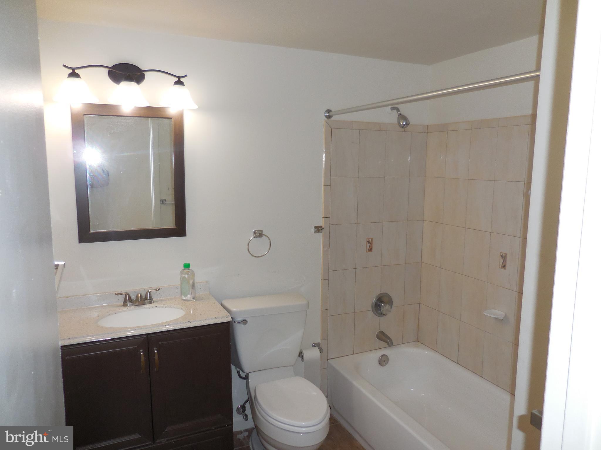 KINGS COURT - Residential