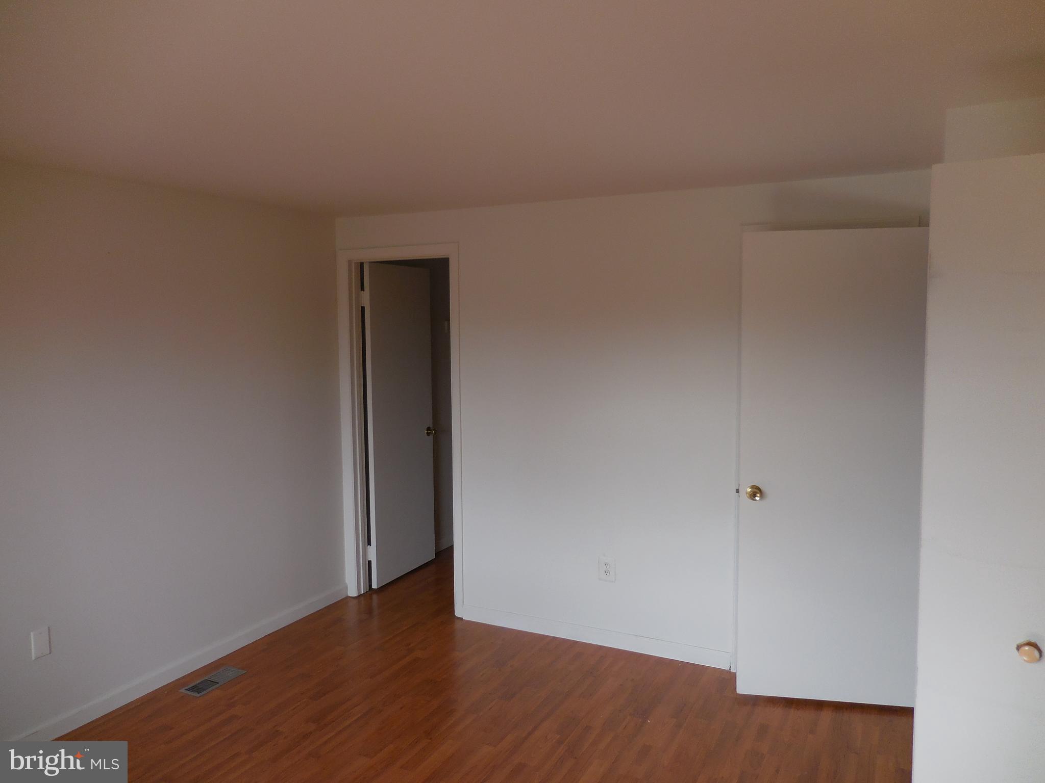 KINGS COURT - Residential