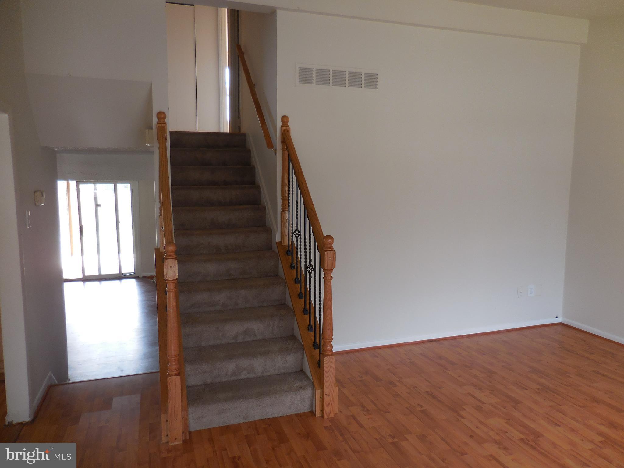 KINGS COURT - Residential