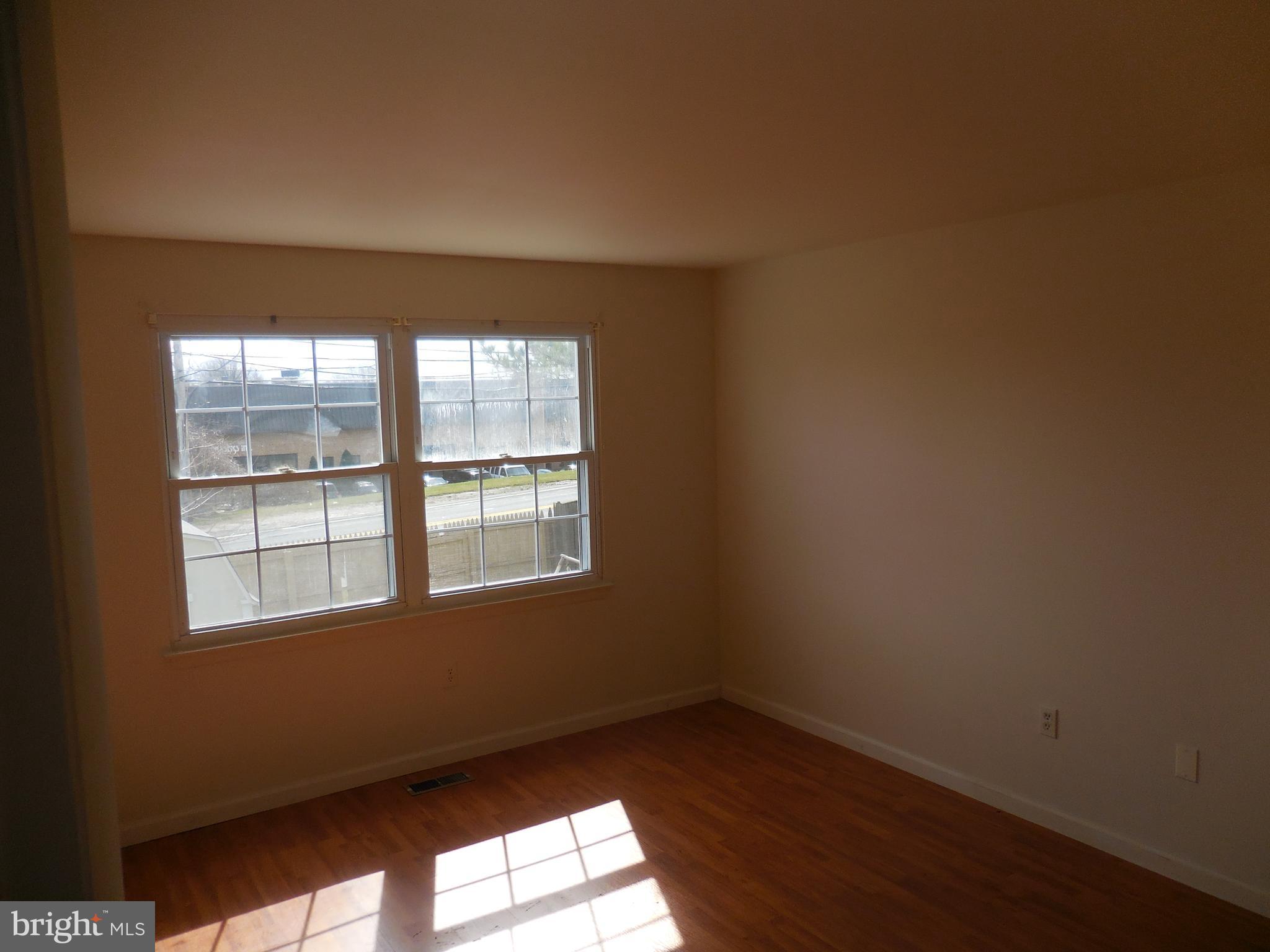 KINGS COURT - Residential