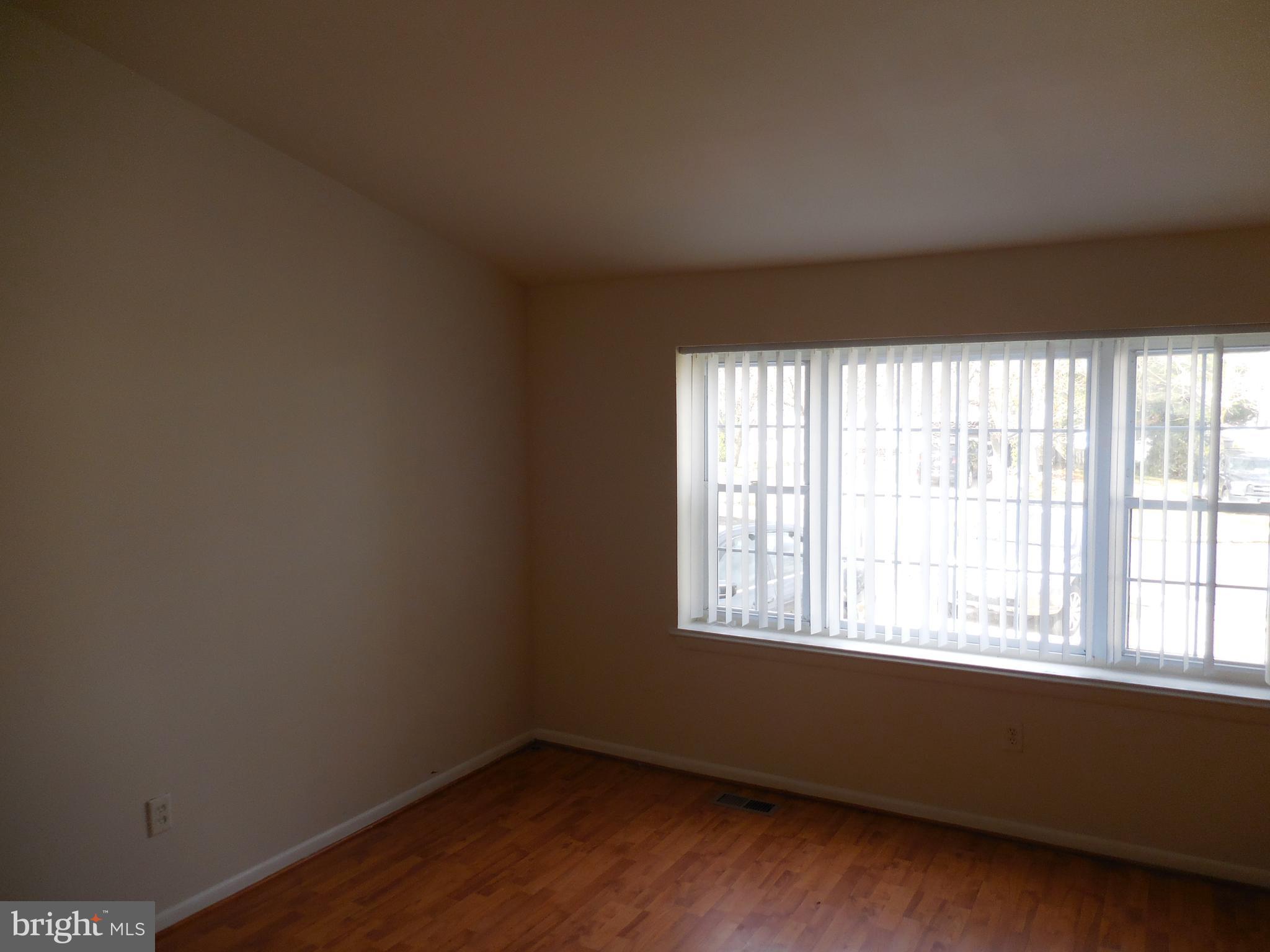 KINGS COURT - Residential