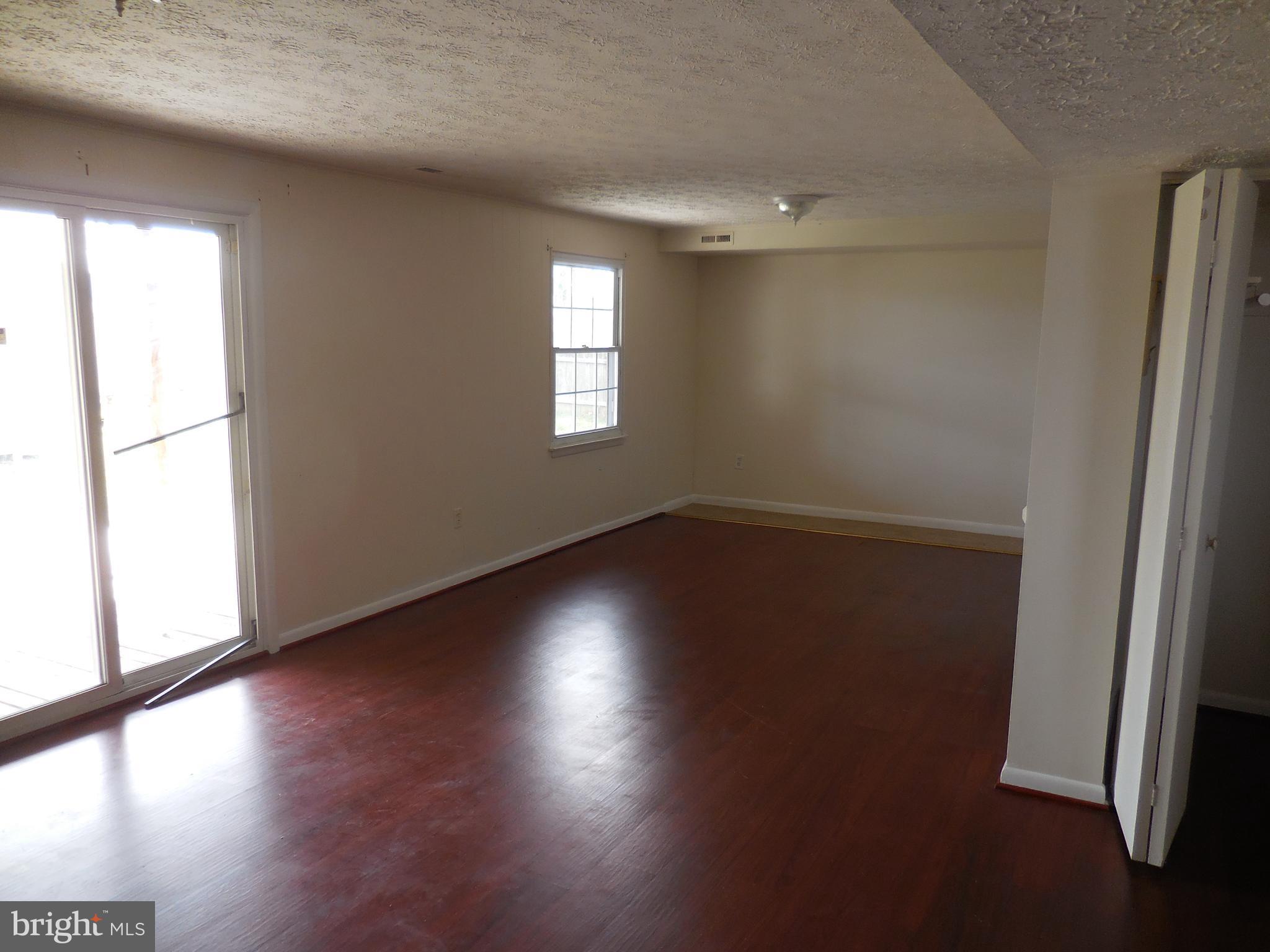 KINGS COURT - Residential