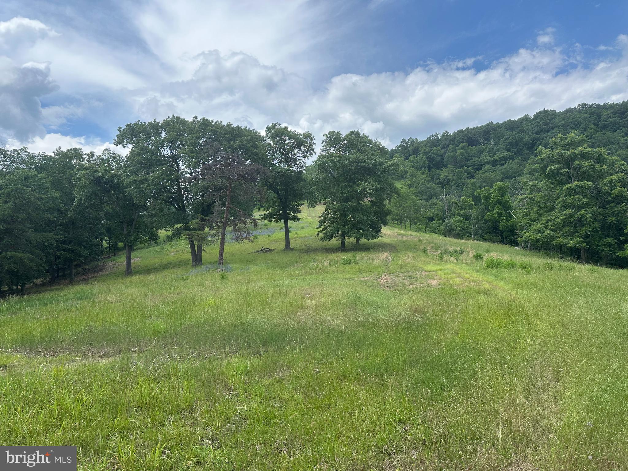 127.40 AC SECTOR ROAD