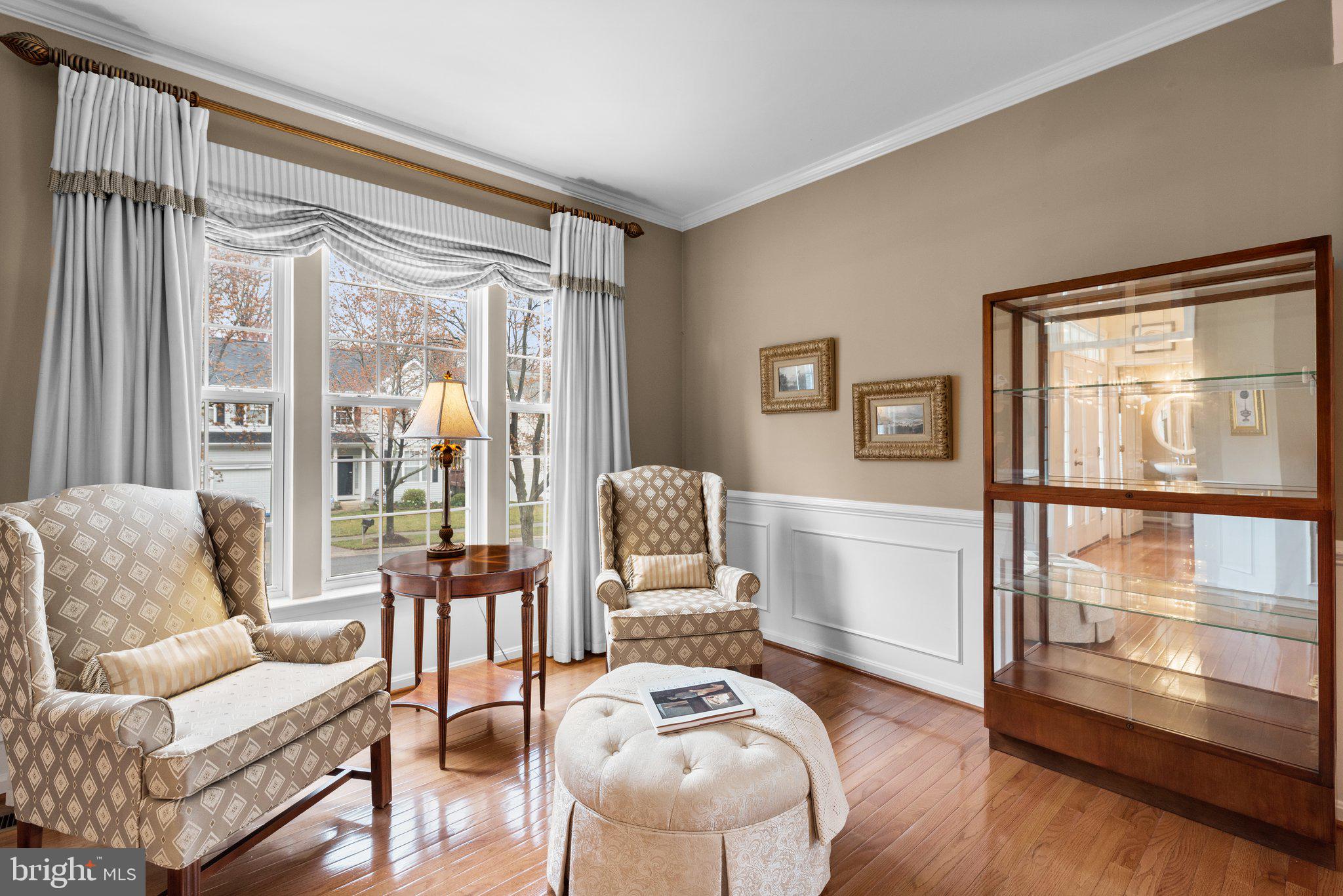 NORTHRIDGE - Residential