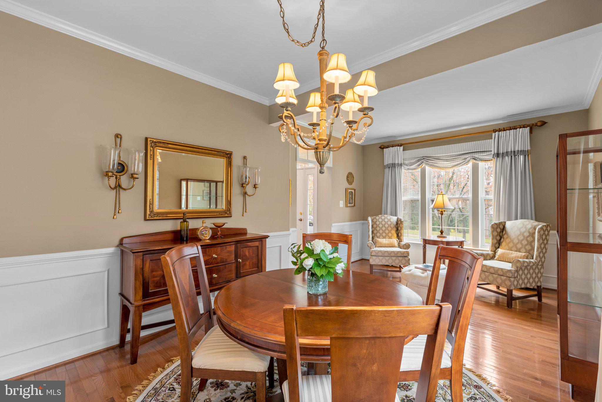 NORTHRIDGE - Residential