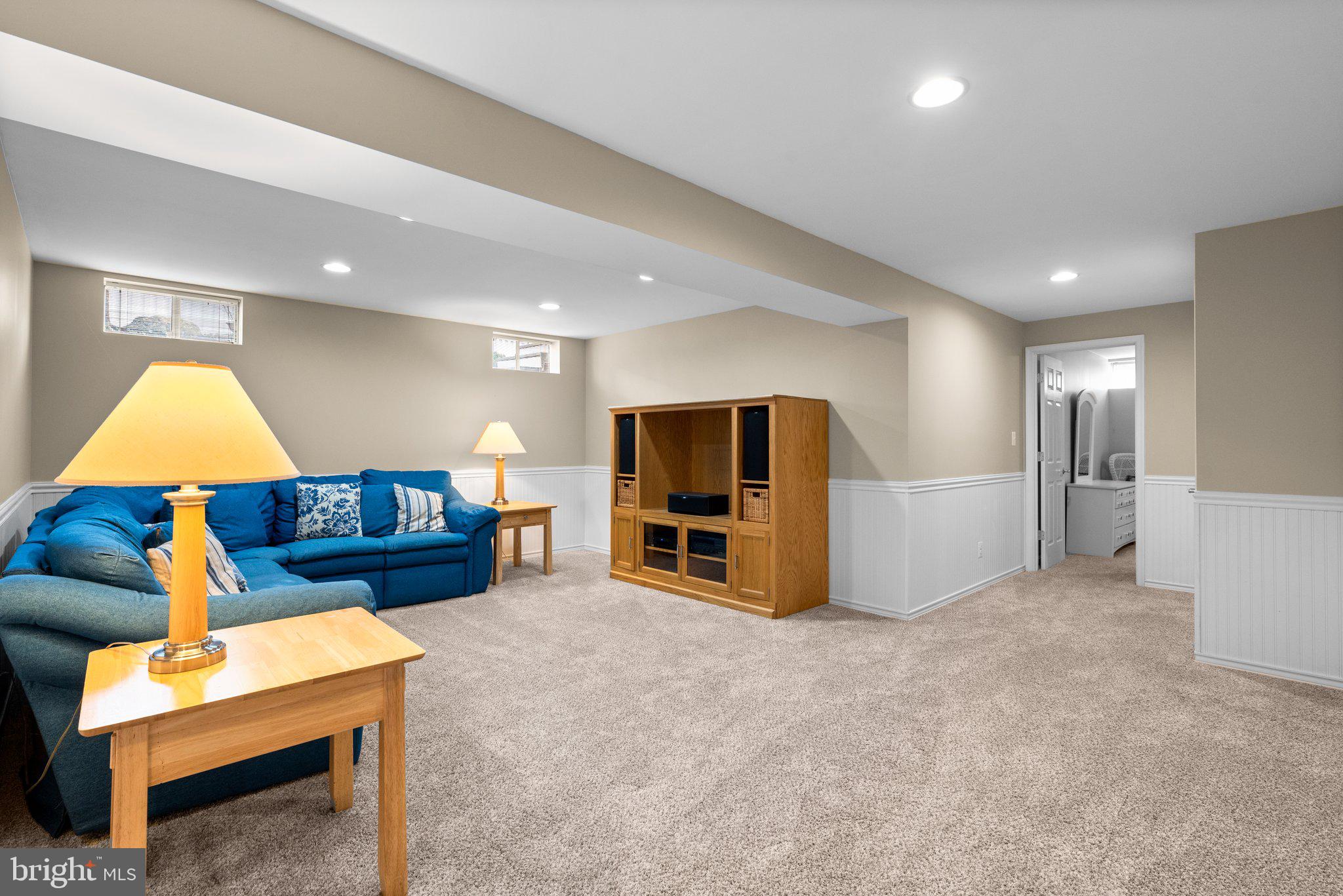 NORTHRIDGE - Residential