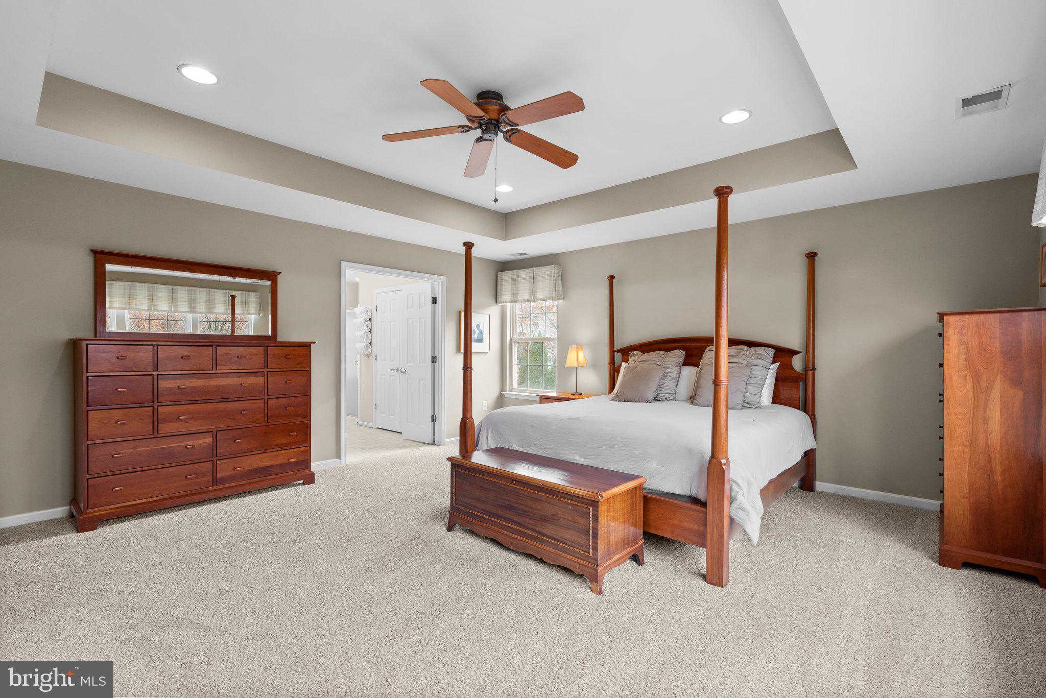 NORTHRIDGE - Residential