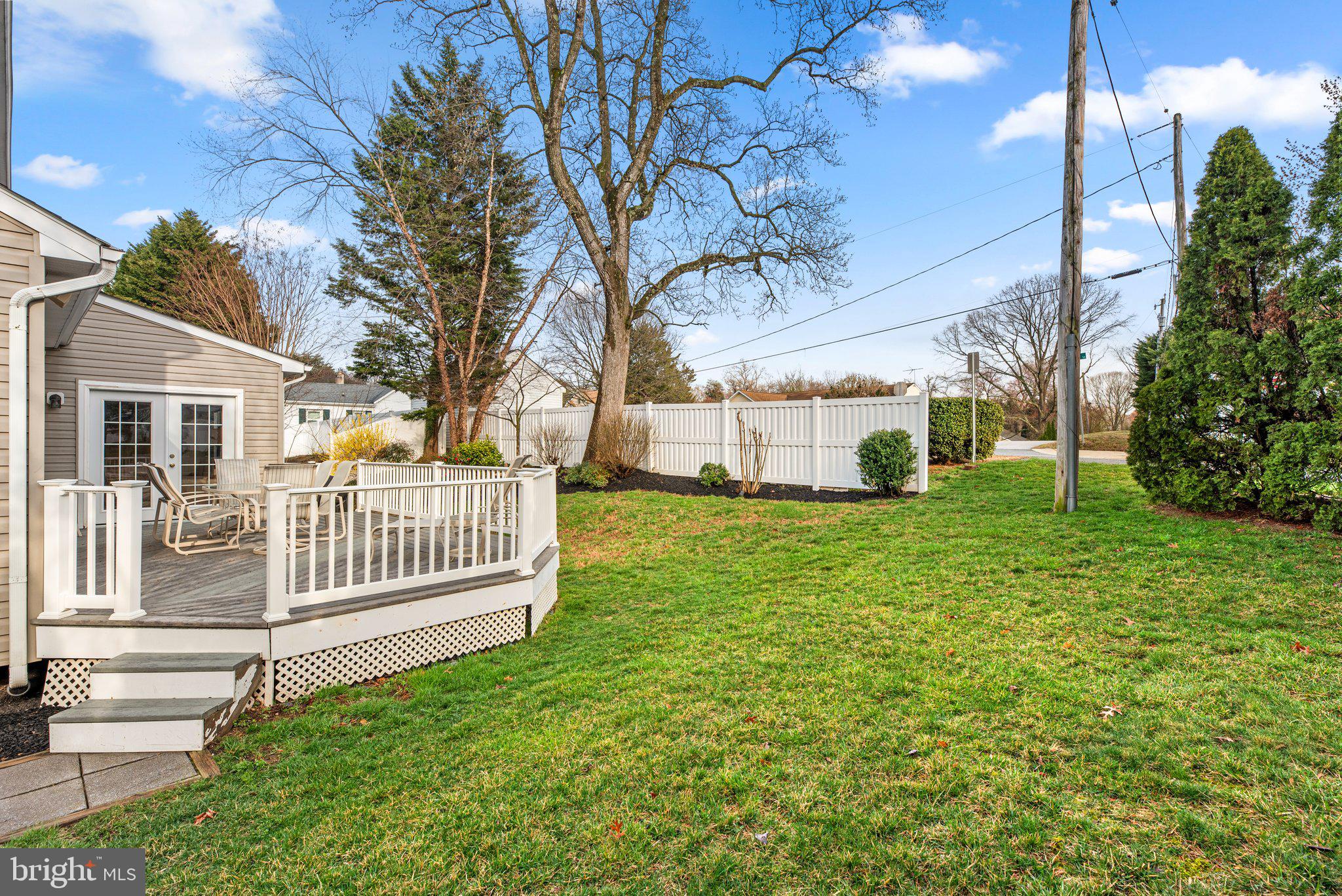 NORTHRIDGE - Residential