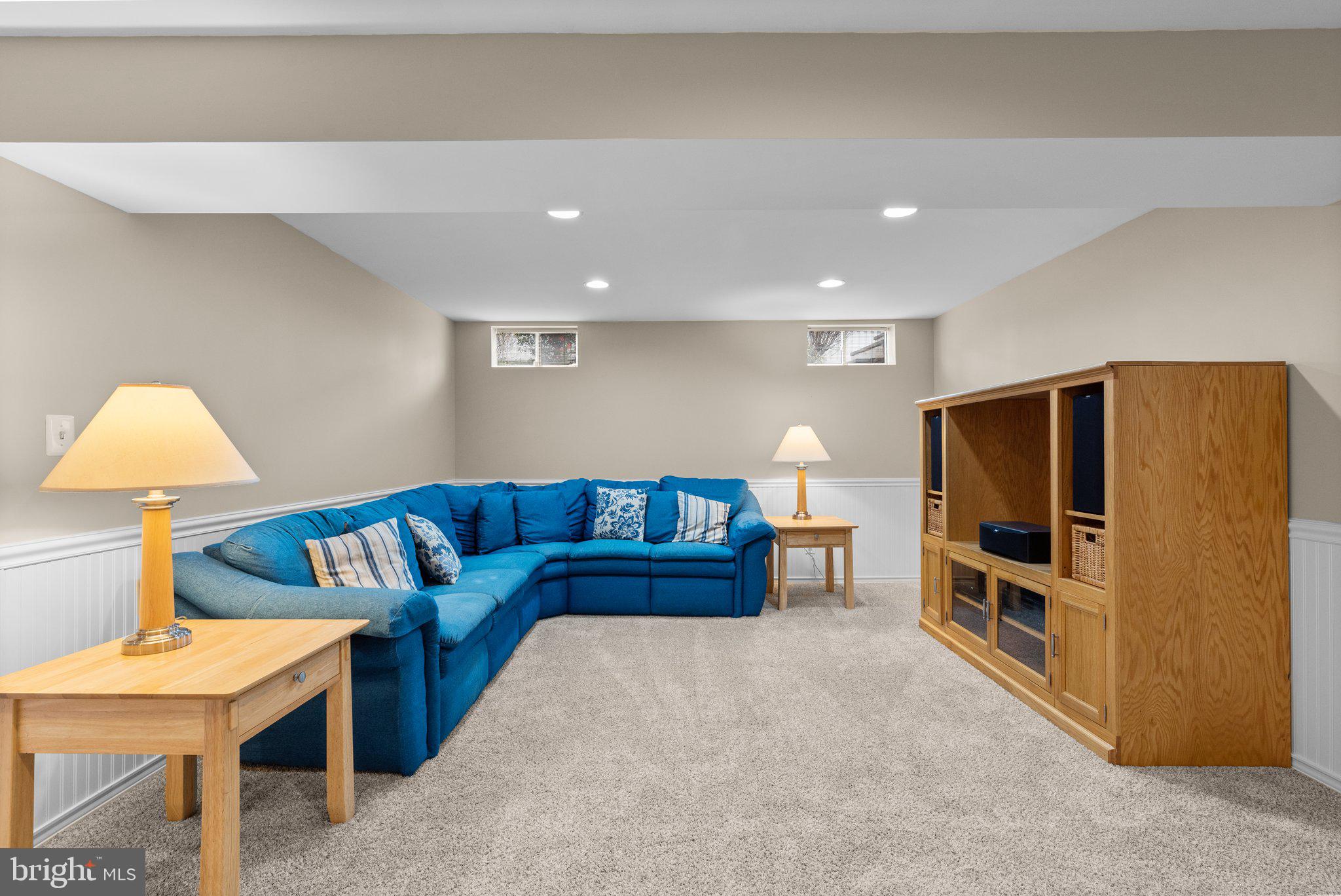 NORTHRIDGE - Residential