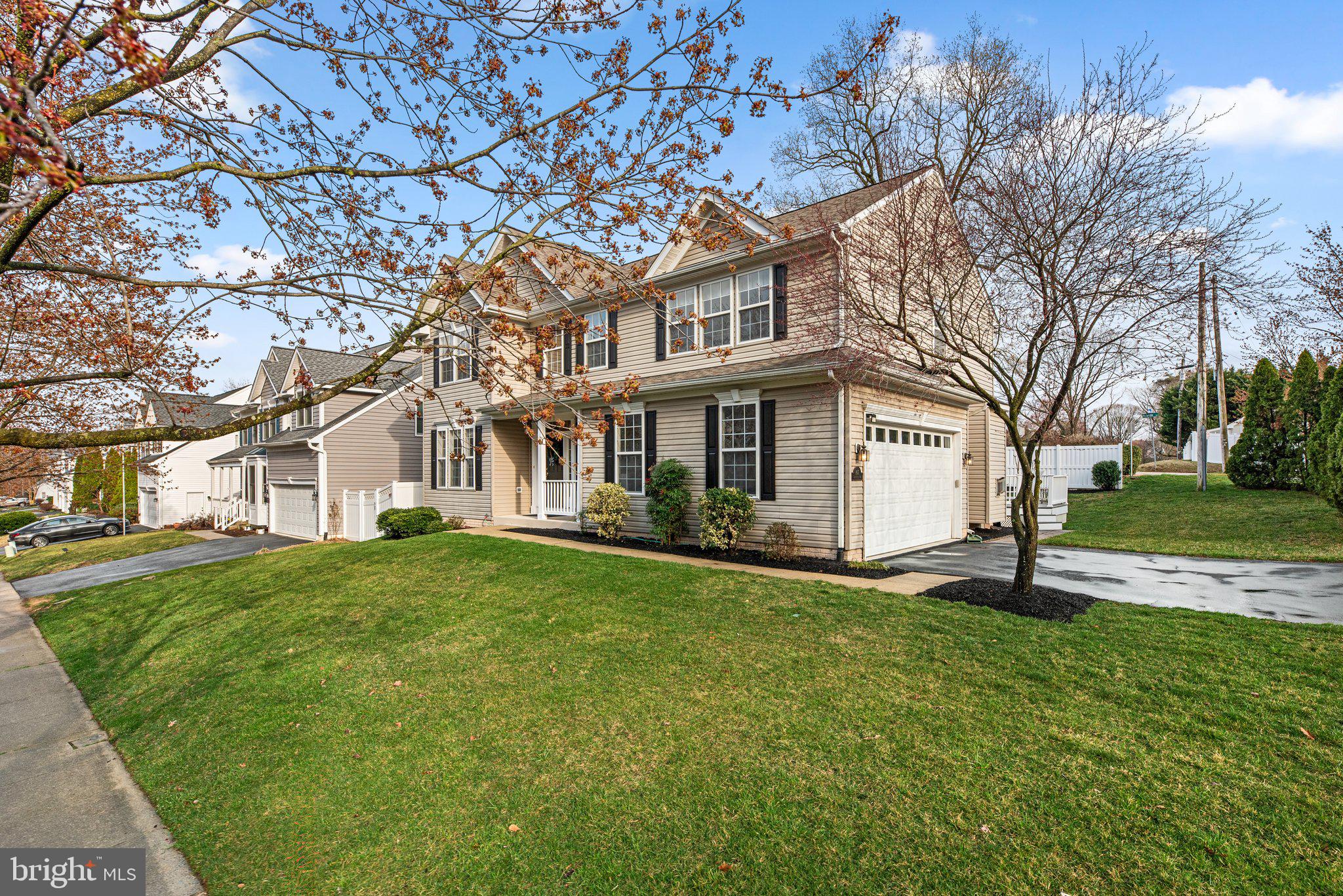 807 NORTHRIDGE WAY