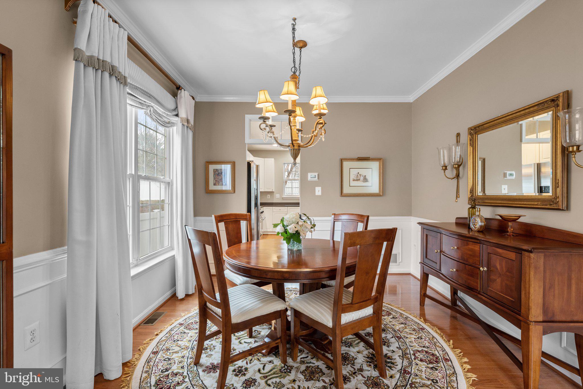 NORTHRIDGE - Residential