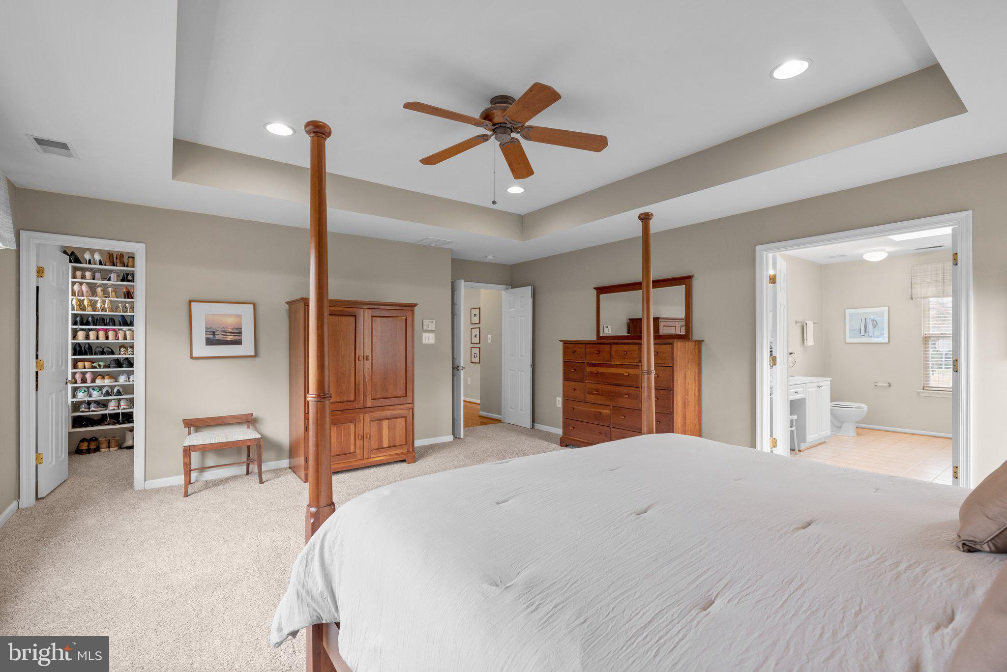 NORTHRIDGE - Residential