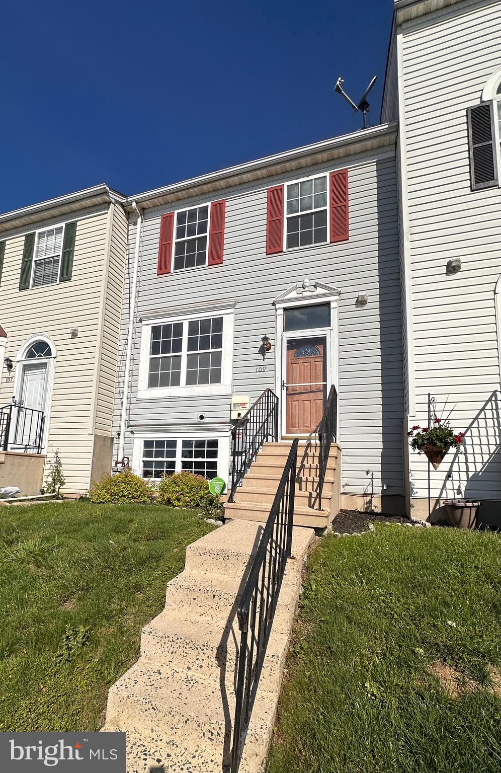 GRACE HARBOUR - Residential