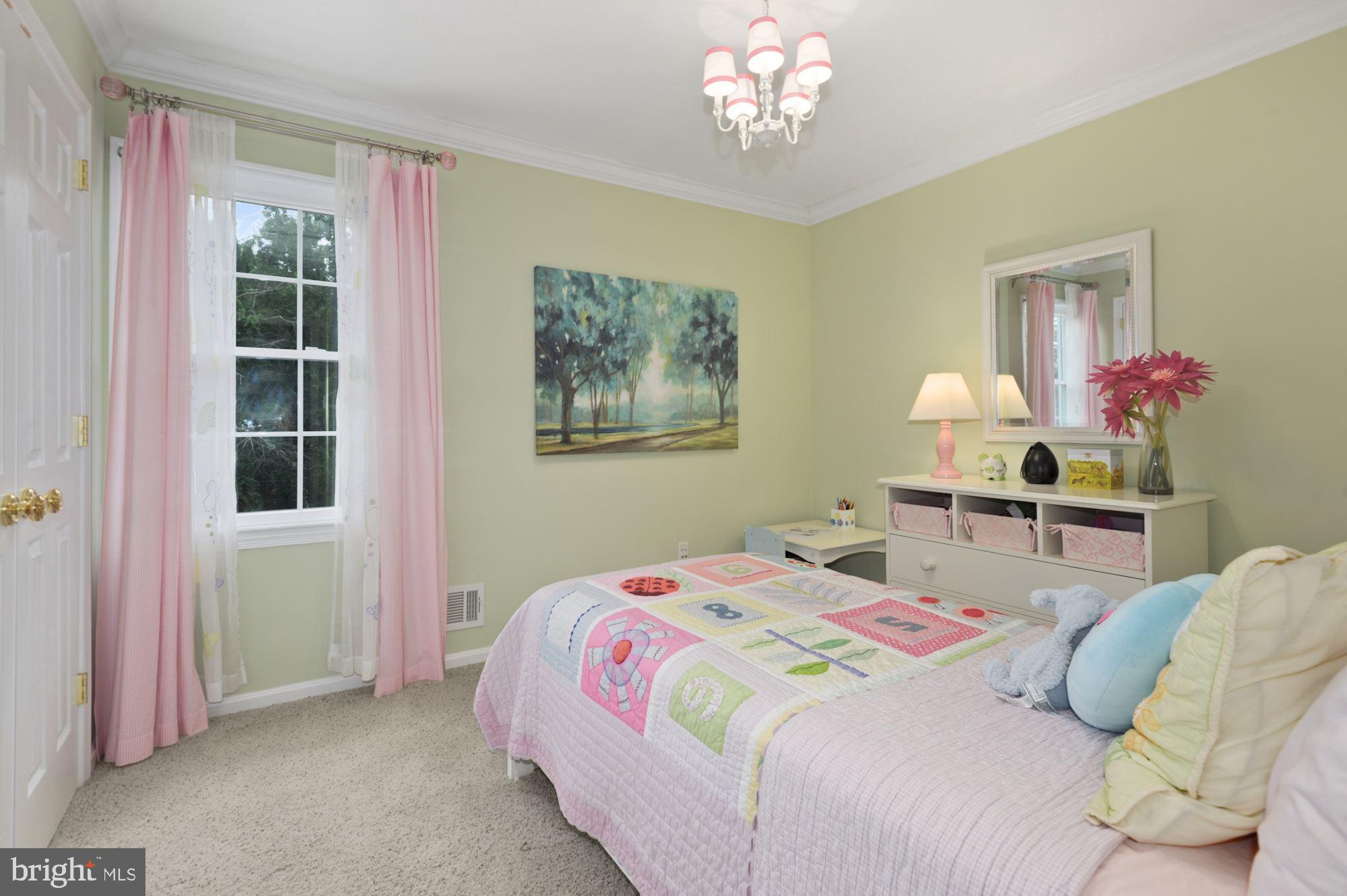 HICKORY CREEK - Residential