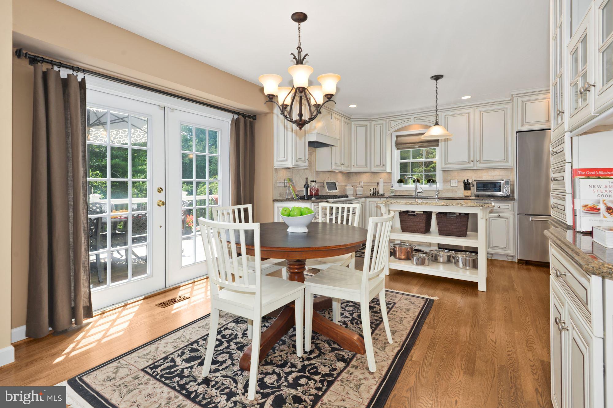 HICKORY CREEK - Residential