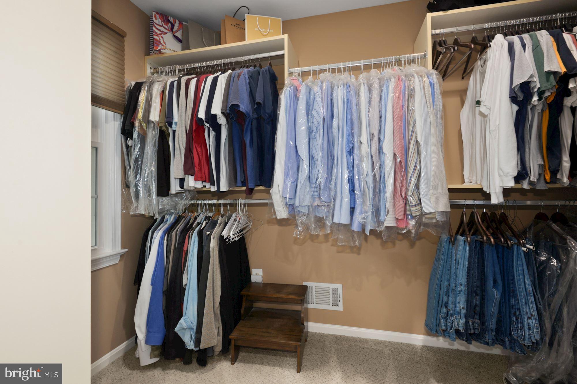 HICKORY CREEK - Residential