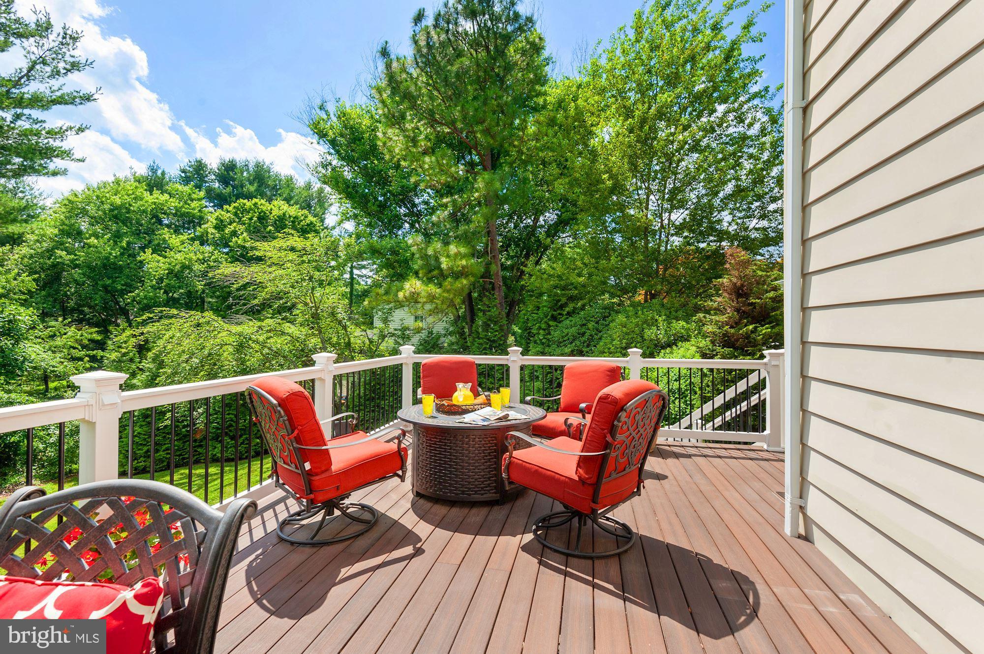 HICKORY CREEK - Residential