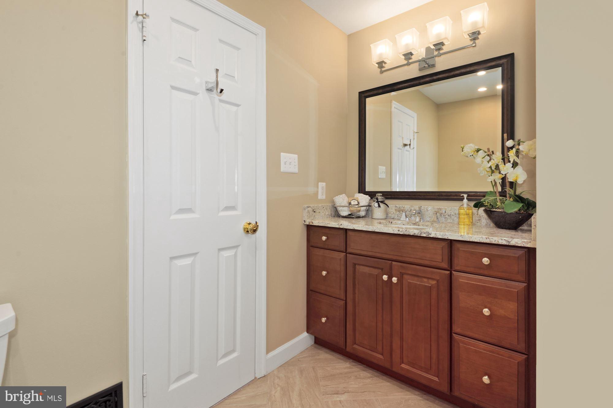 HICKORY CREEK - Residential