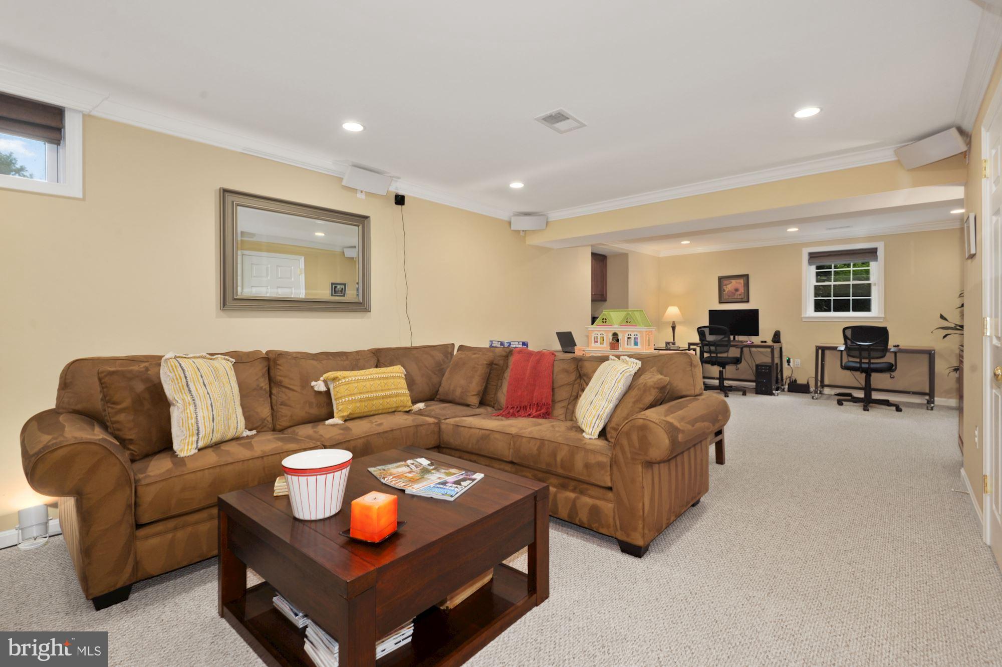 HICKORY CREEK - Residential