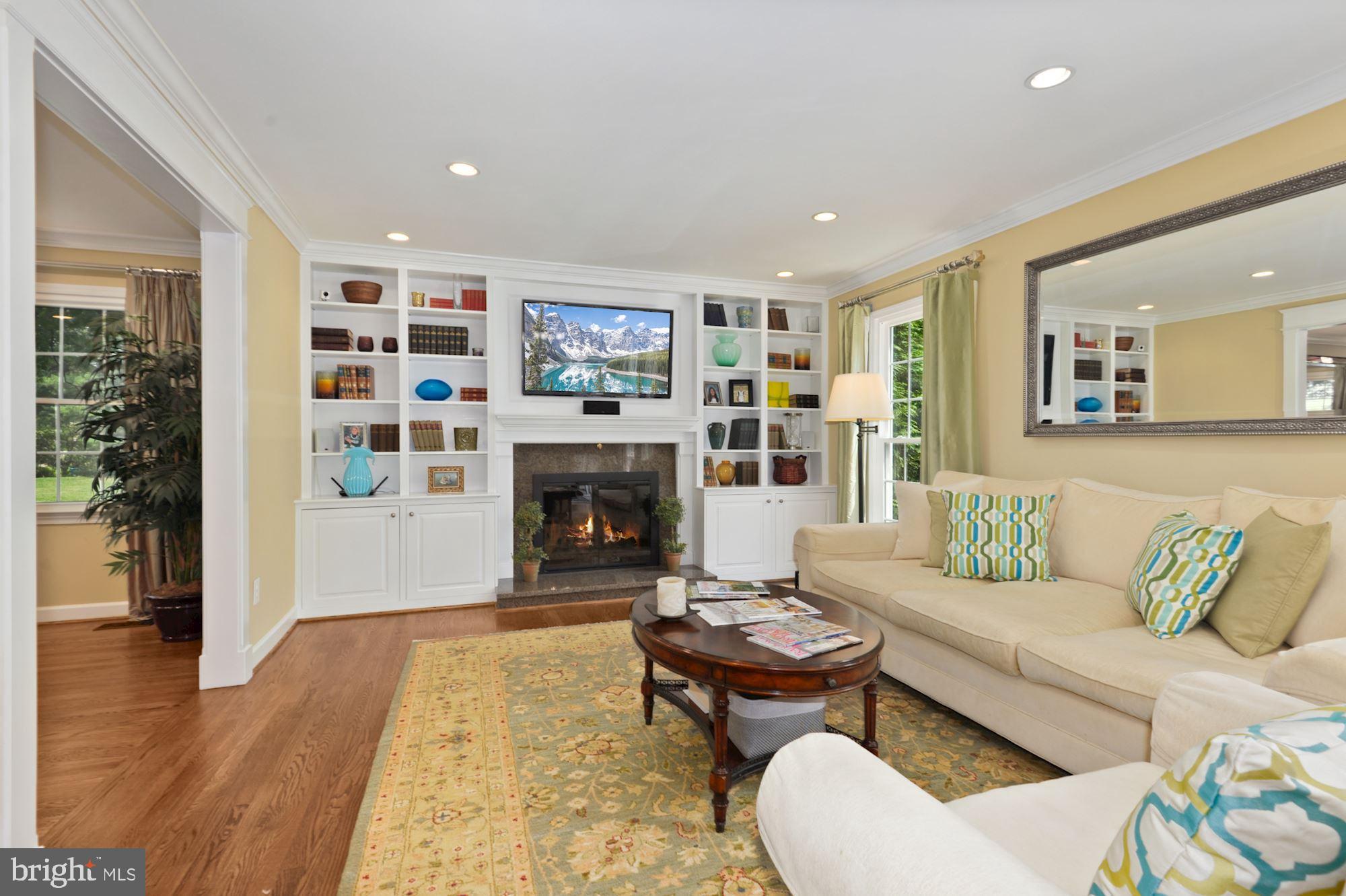 HICKORY CREEK - Residential