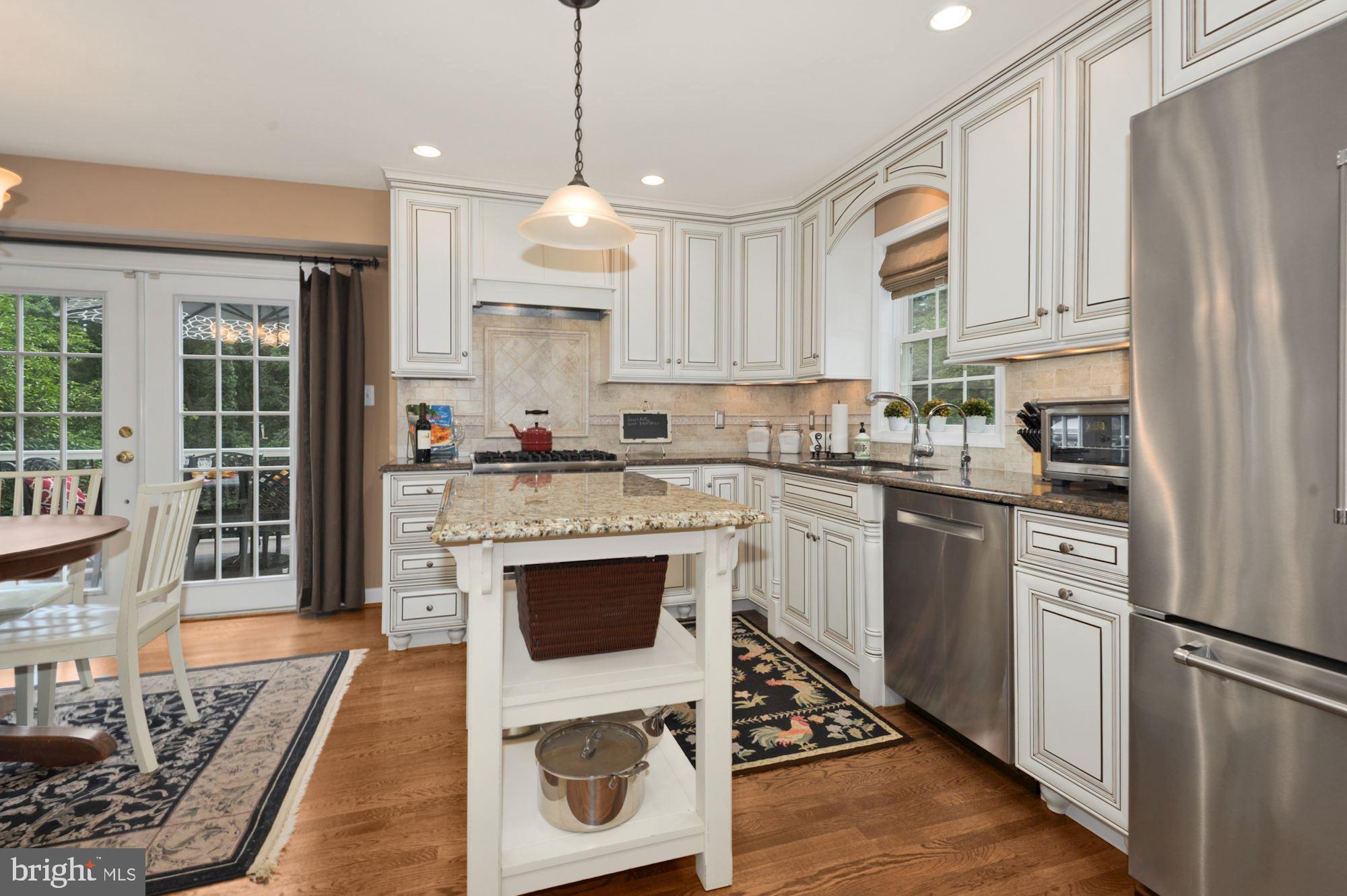 HICKORY CREEK - Residential