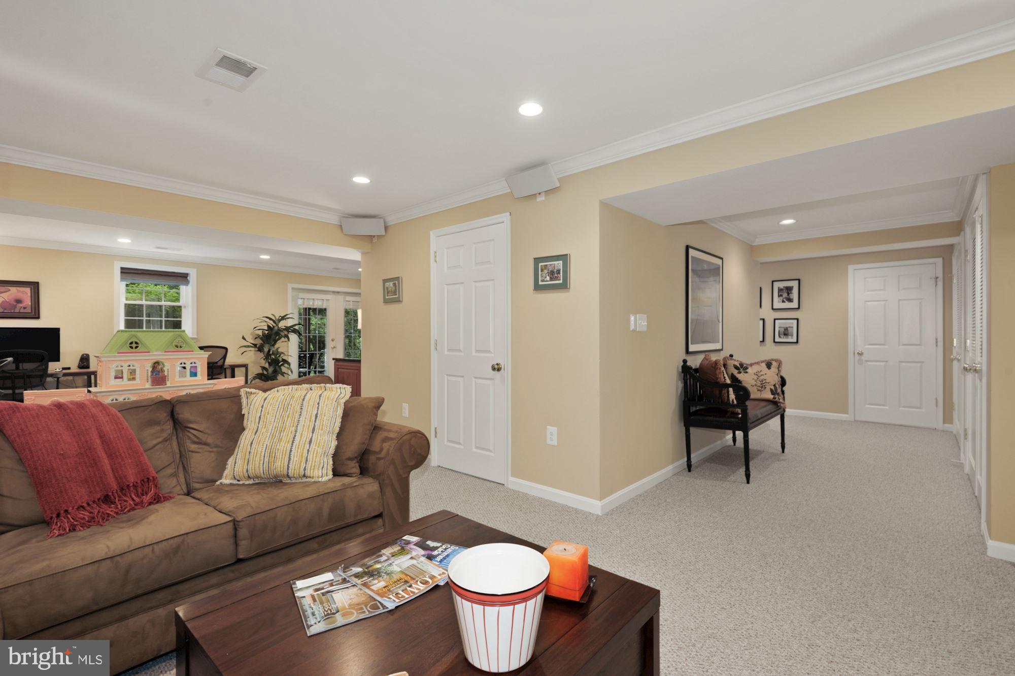 HICKORY CREEK - Residential