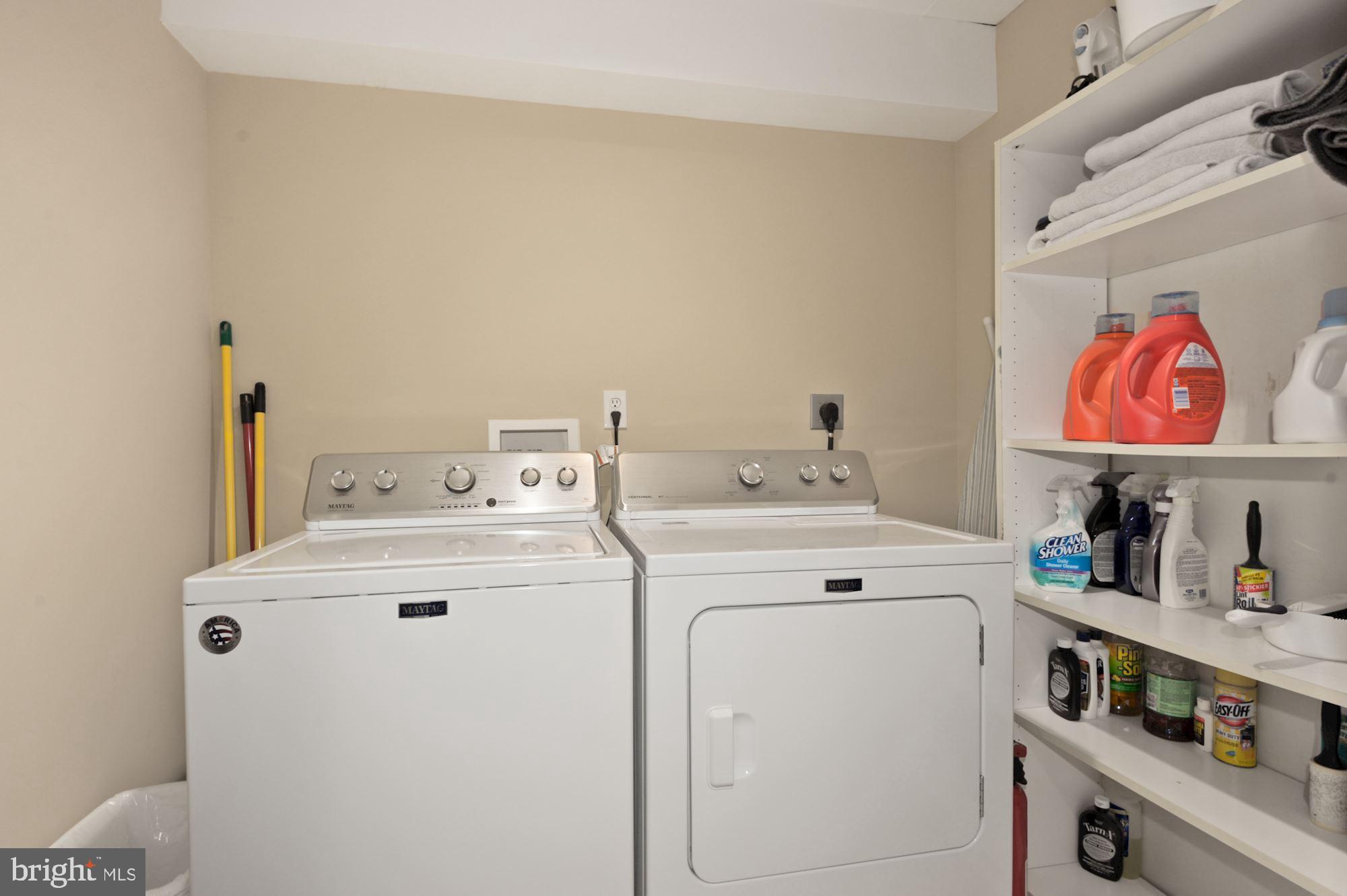 HICKORY CREEK - Residential