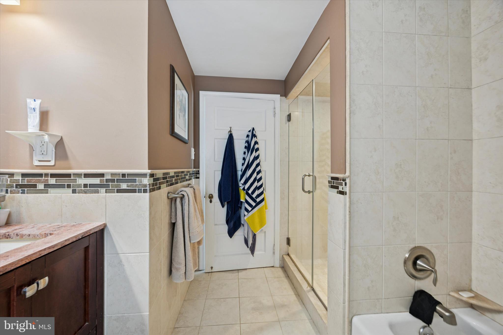 WOODLYN - Residential