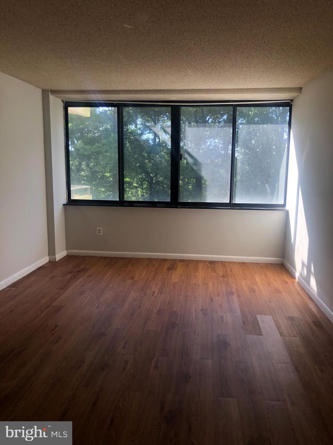 OLYMPUS AT LANDMARK - Residential Lease