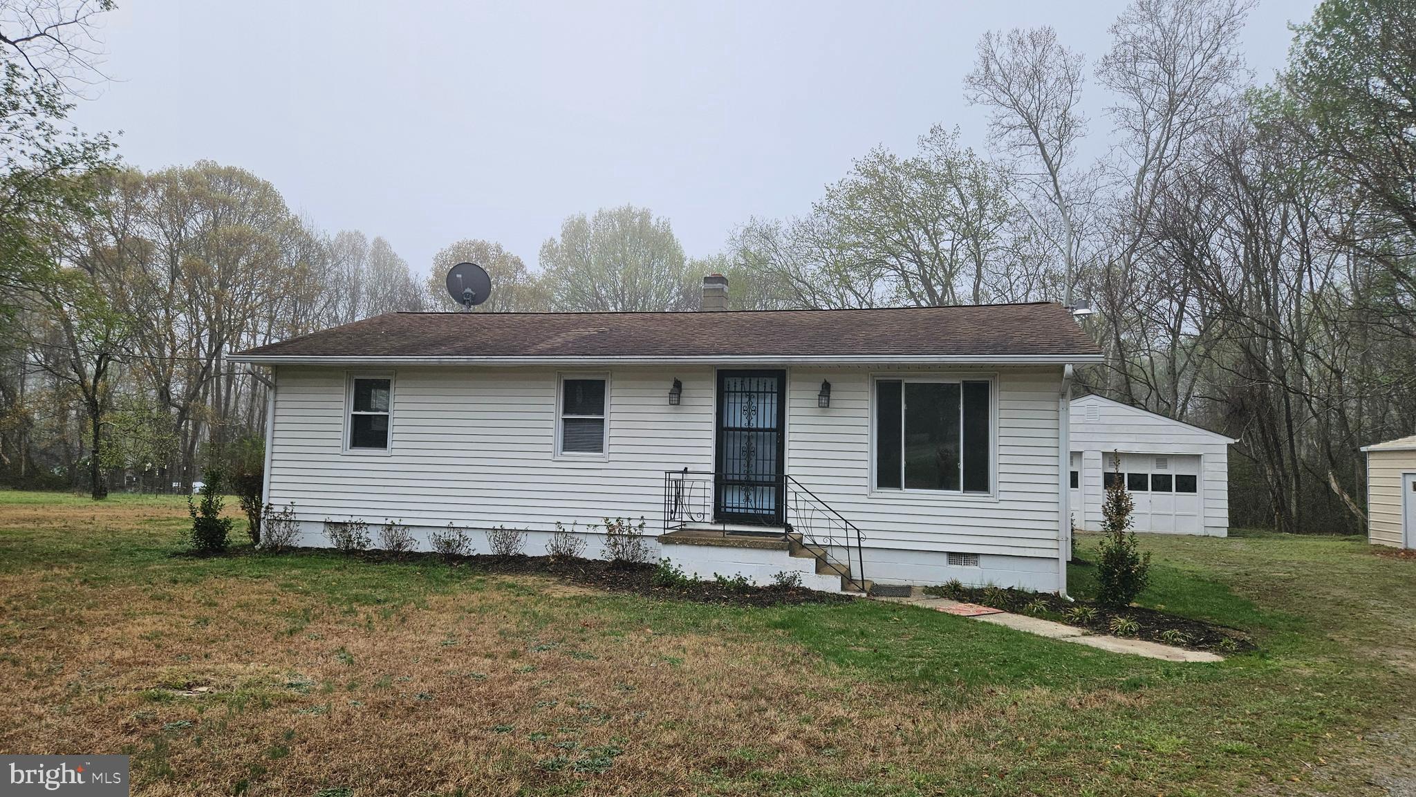 NONE  NO HOA - Residential