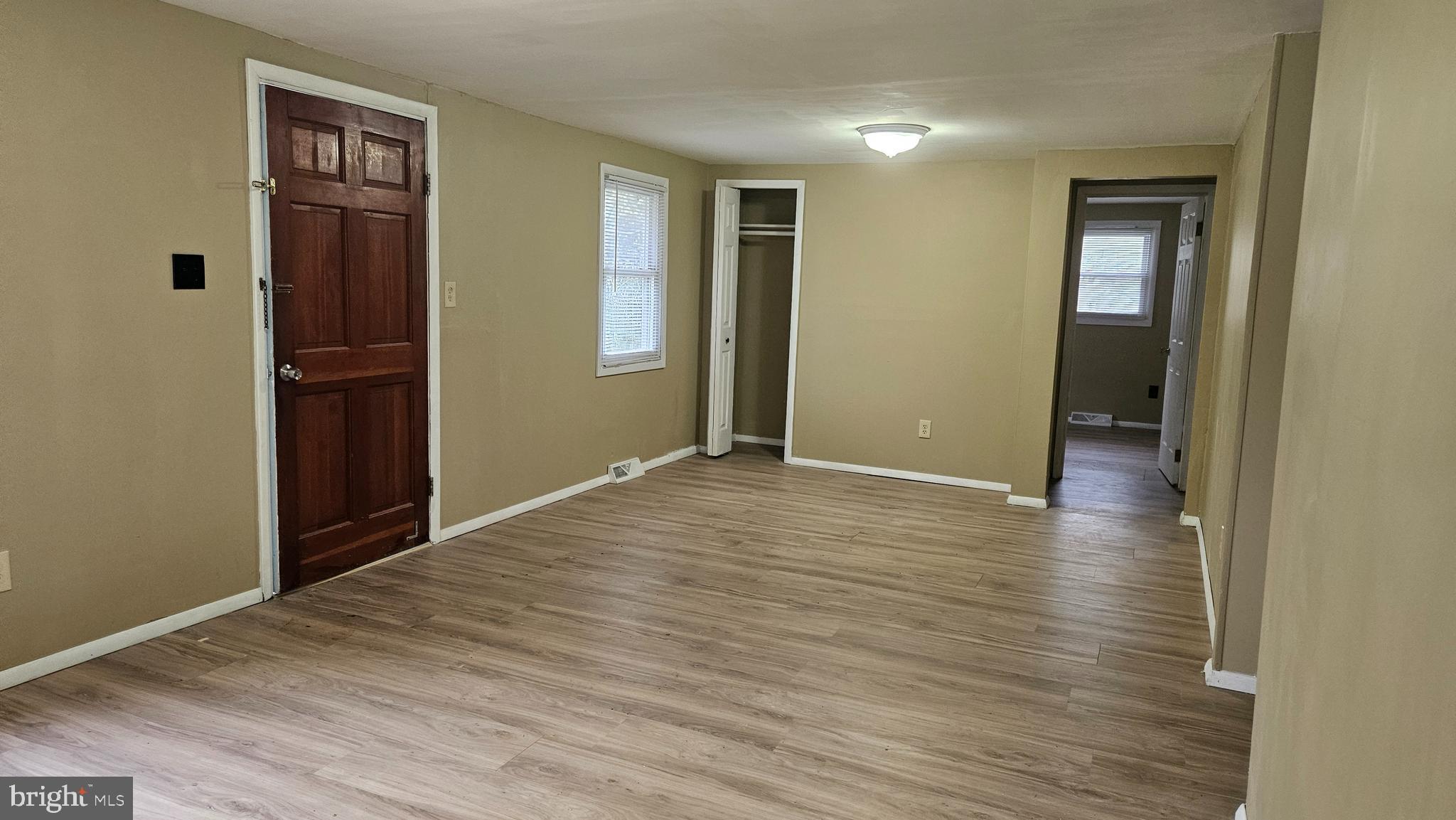 NONE  NO HOA - Residential