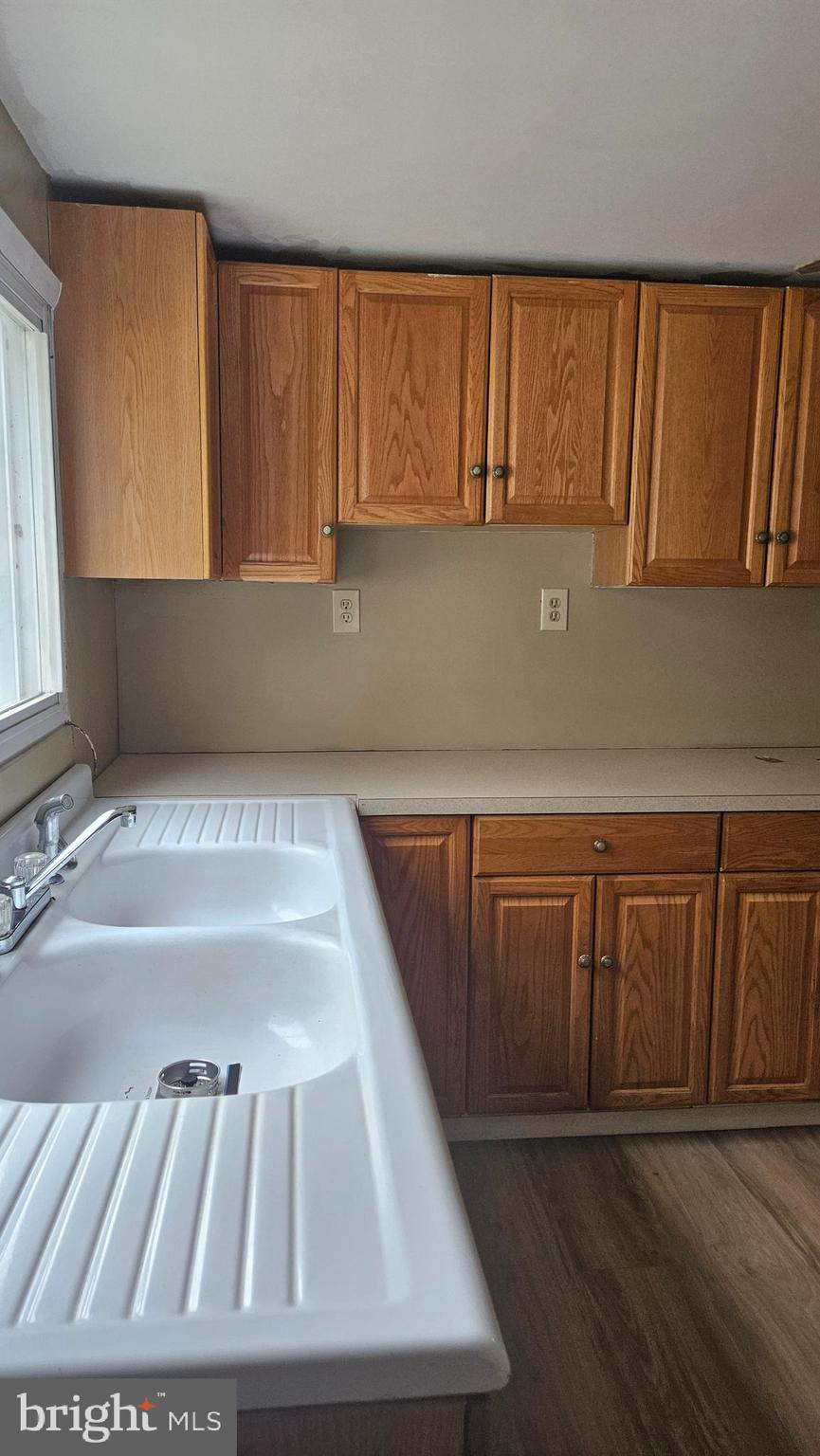 NONE  NO HOA - Residential