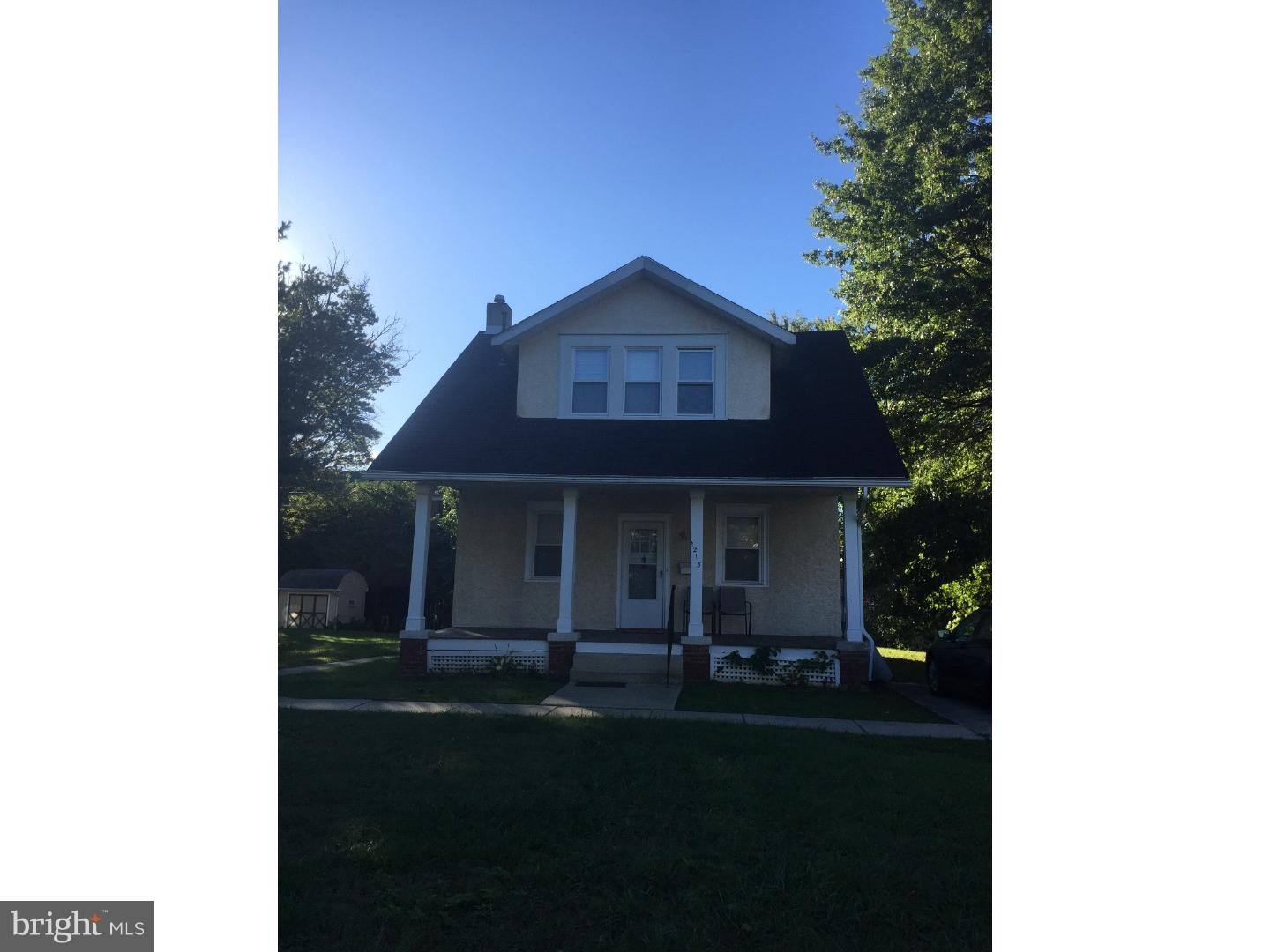 This unit is on 2nd floor , two bedrooms, 1 and 1/2 bathroom apt, central air, new carpets in bedrooms and living room, engineering wood floor in kitchen. freshly painted in a single house.. Quiet street, close to I-476, and 2 minutes drive to Quarry Shooping center, Pilgrims Garden shopping center. Separate utilities(Gas and Electric) Water bill is shared with 1st floor tenants,. first, last and one month security upon signing. Good credit score required. no pets.