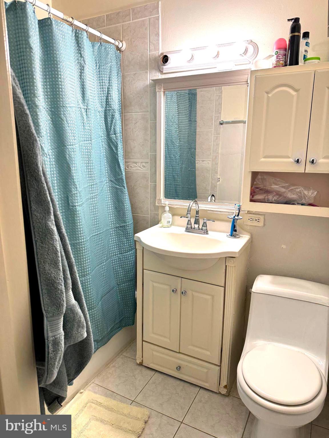 TIMBERLANE VILLAGE GARDEN CONDOMINIUMS - Residential