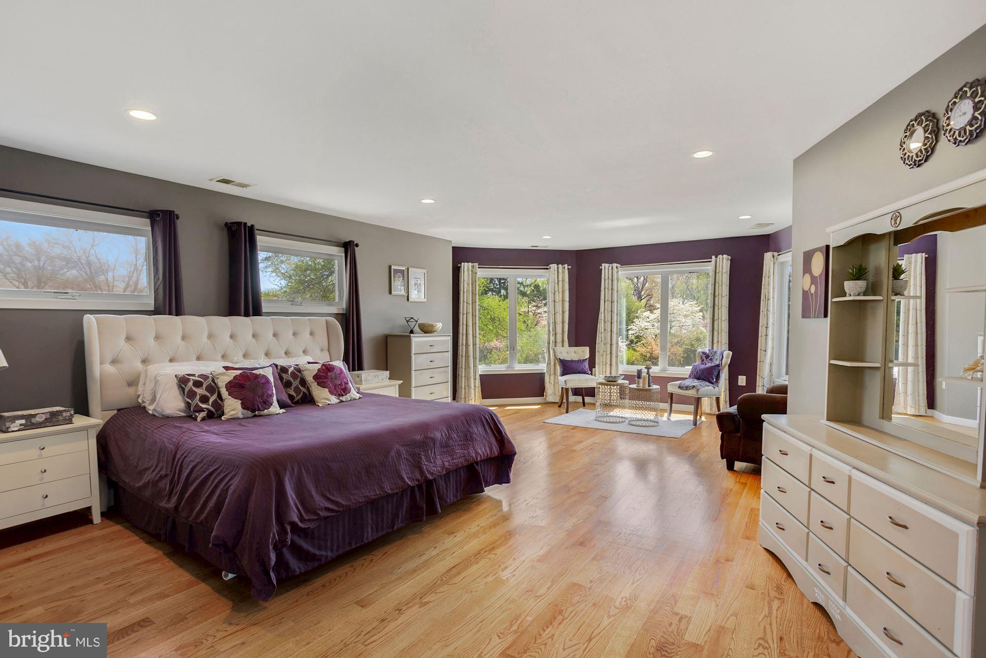 DUNN LORING WOODS - Residential