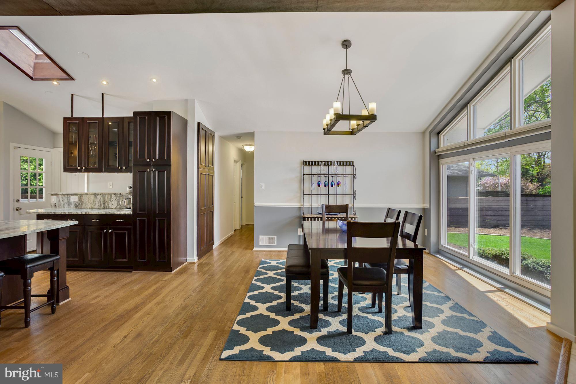 DUNN LORING WOODS - Residential