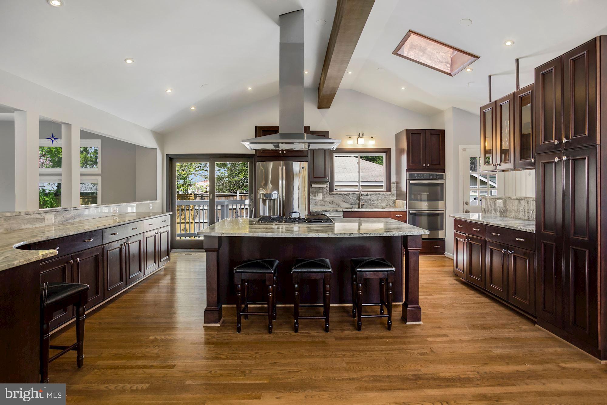 DUNN LORING WOODS - Residential