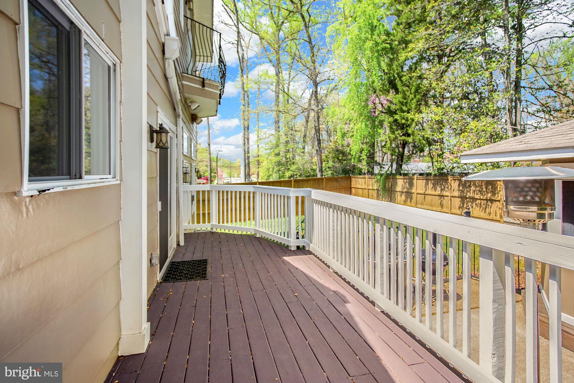 DUNN LORING WOODS - Residential