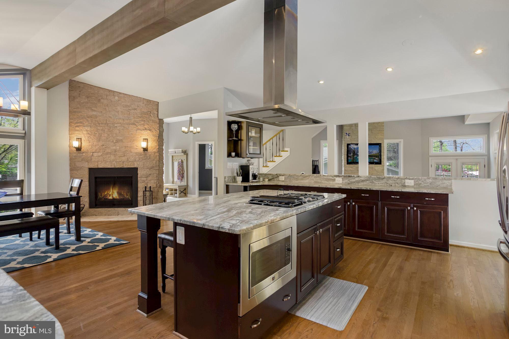 DUNN LORING WOODS - Residential