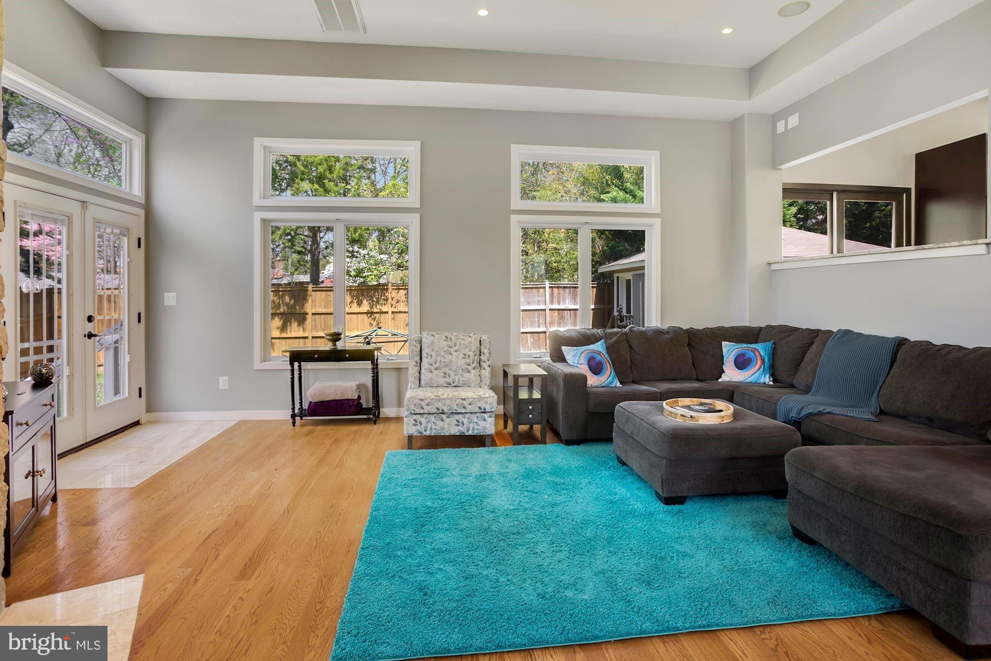 DUNN LORING WOODS - Residential