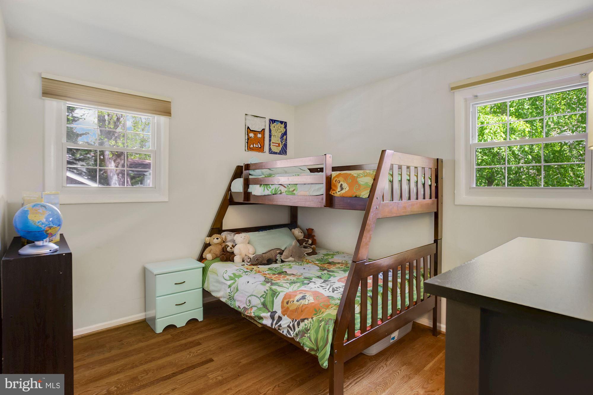 DUNN LORING WOODS - Residential