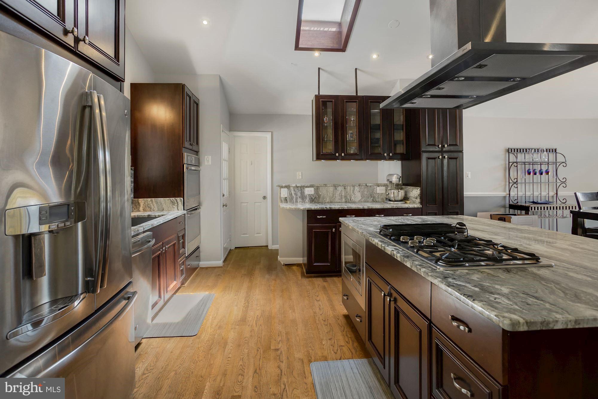 DUNN LORING WOODS - Residential