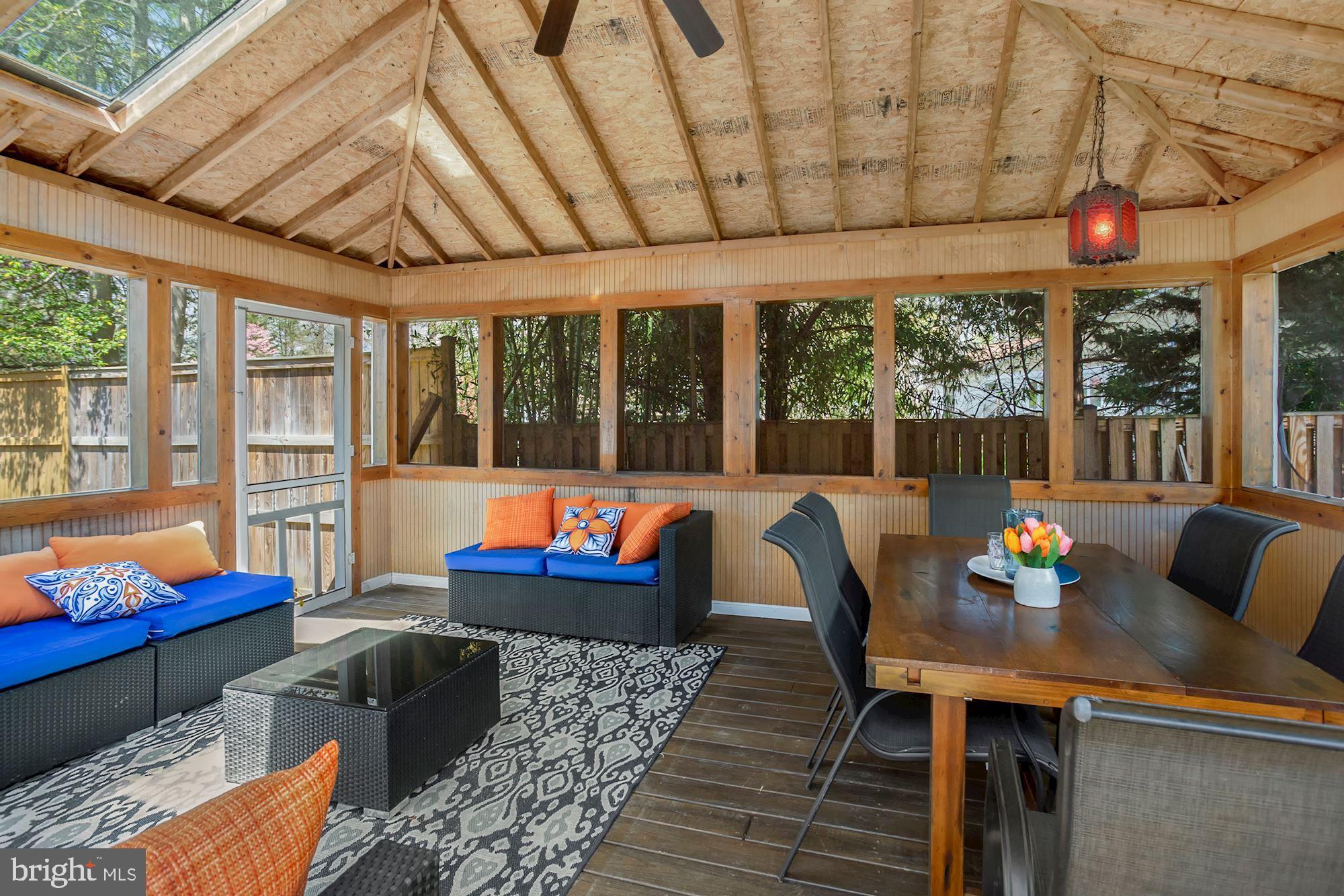 DUNN LORING WOODS - Residential