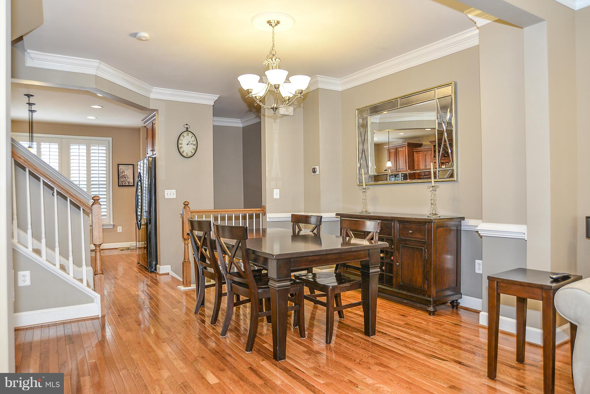 SHIRLINGTON CREST - Residential