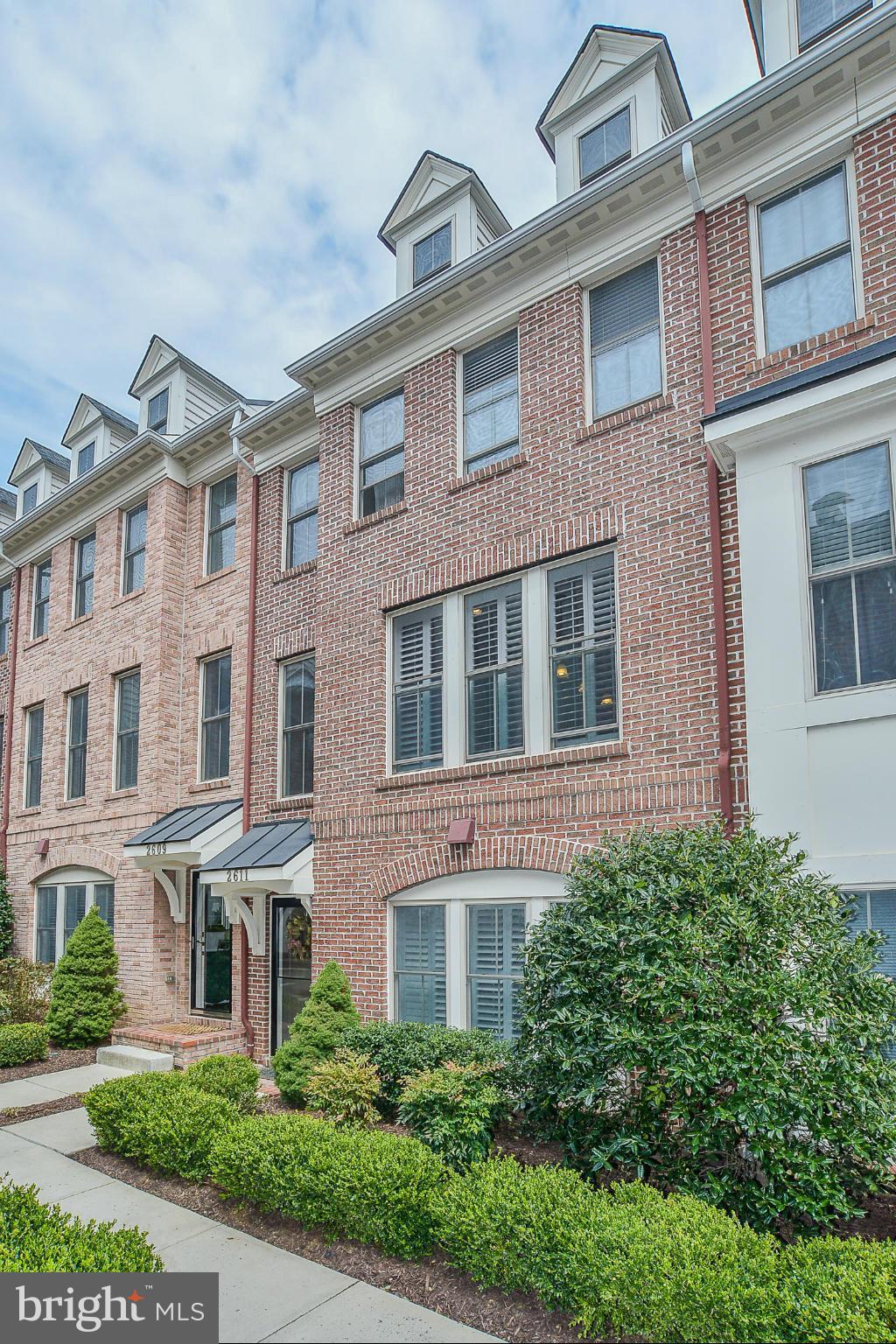 SHIRLINGTON CREST - Residential