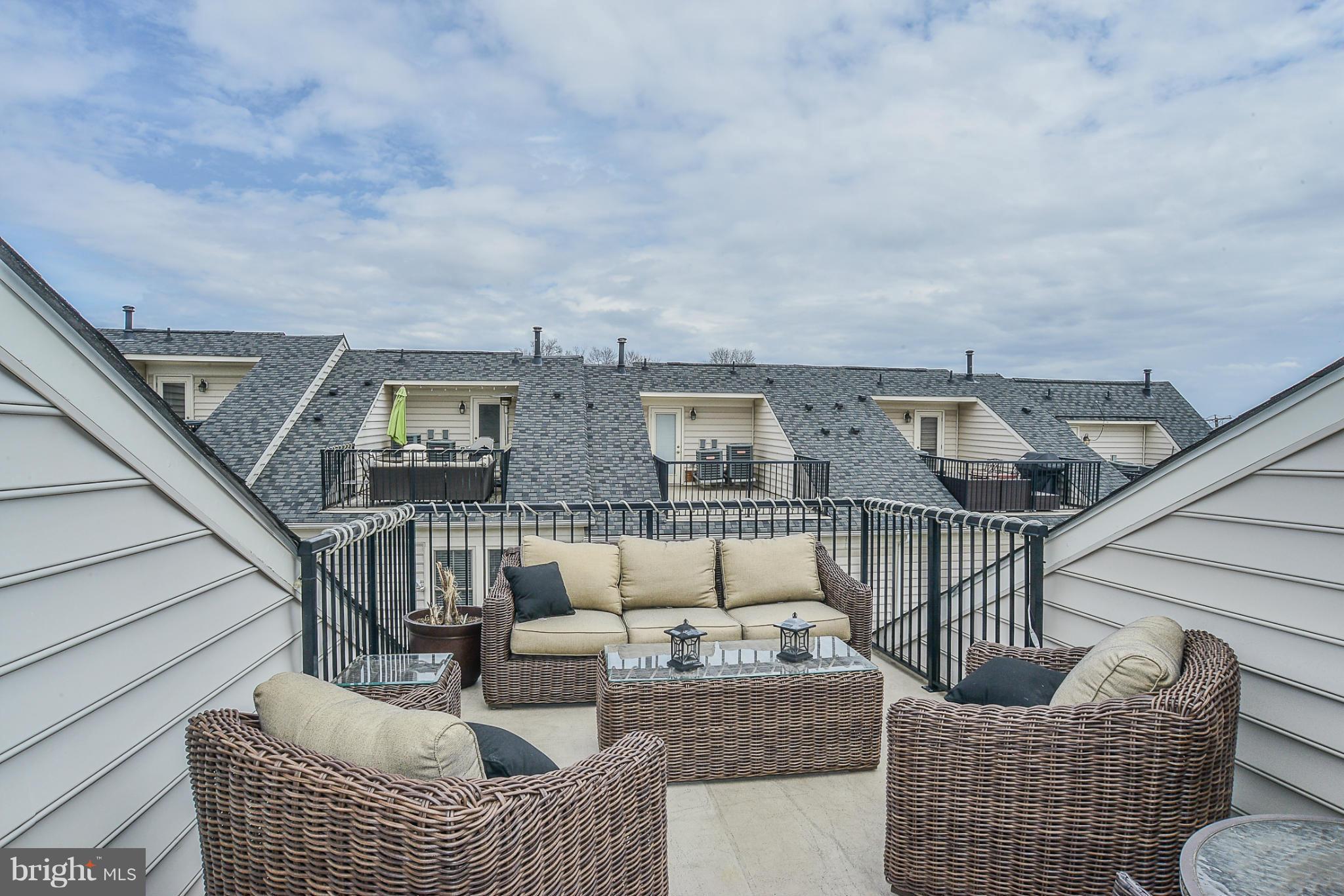 SHIRLINGTON CREST - Residential